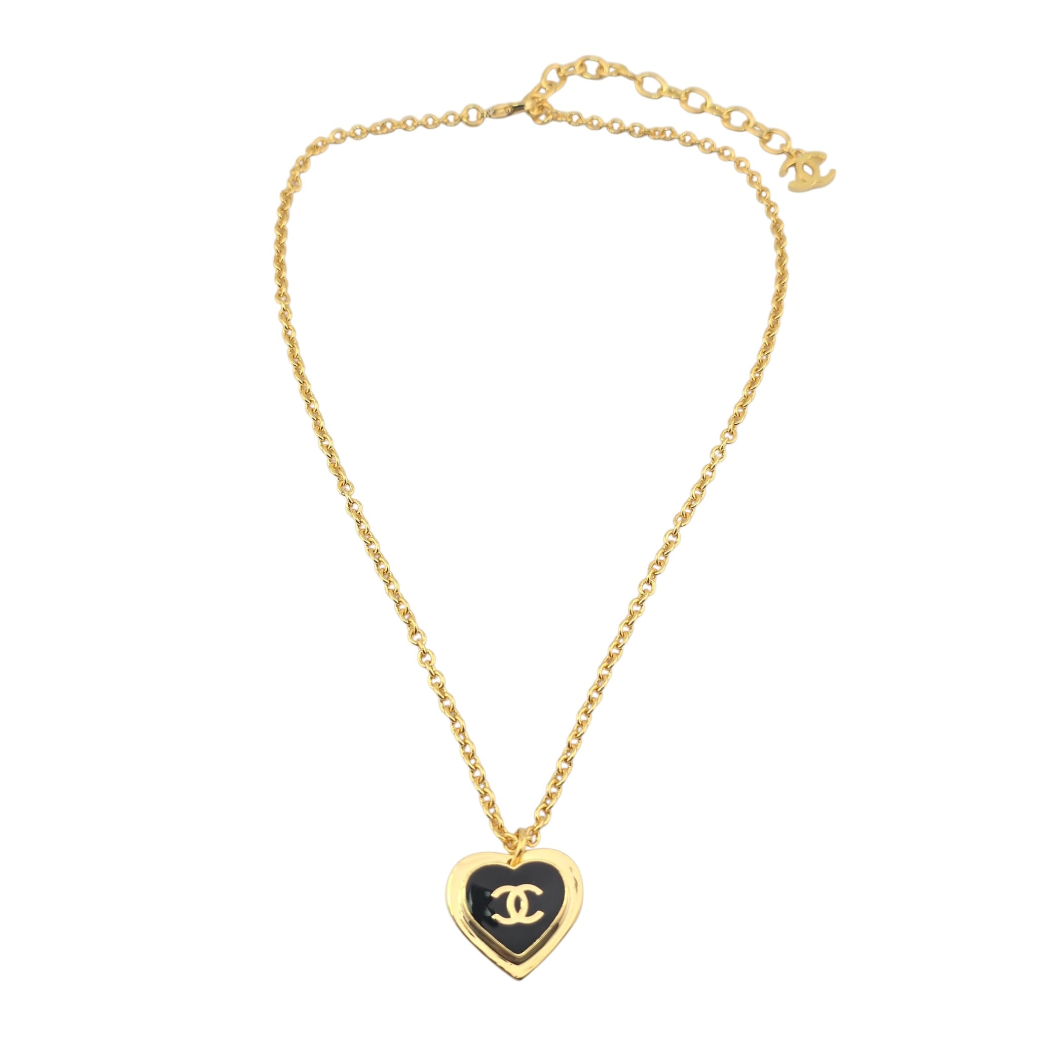 Chanel CC Black Heart Necklace 2026 CHANEL