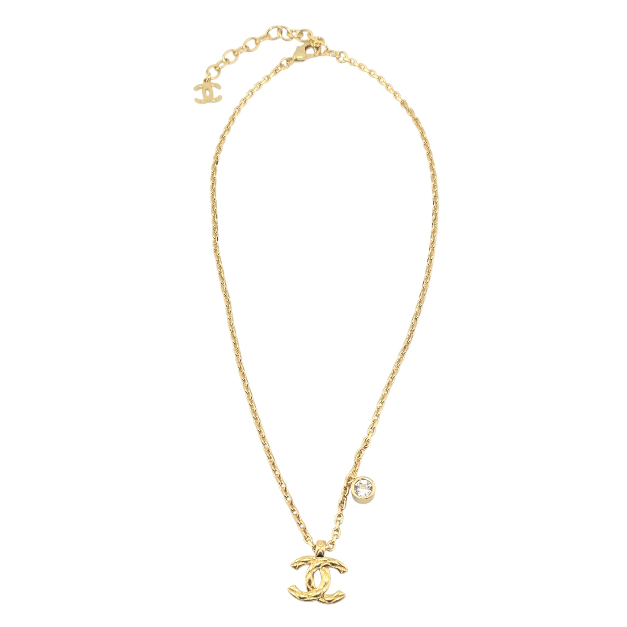 Chanel CC Gold Pendant Necklace 2026 CHANEL