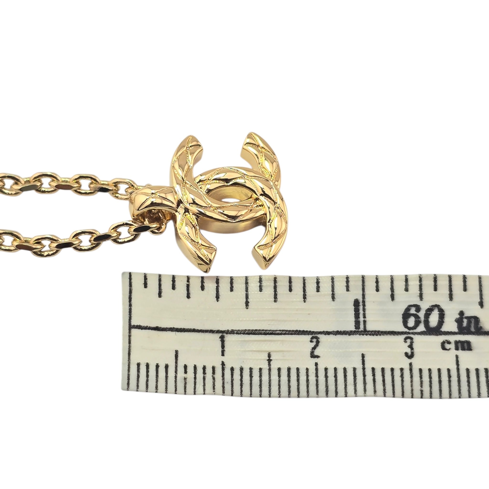 Chanel CC Gold Pendant Necklace 2026 CHANEL