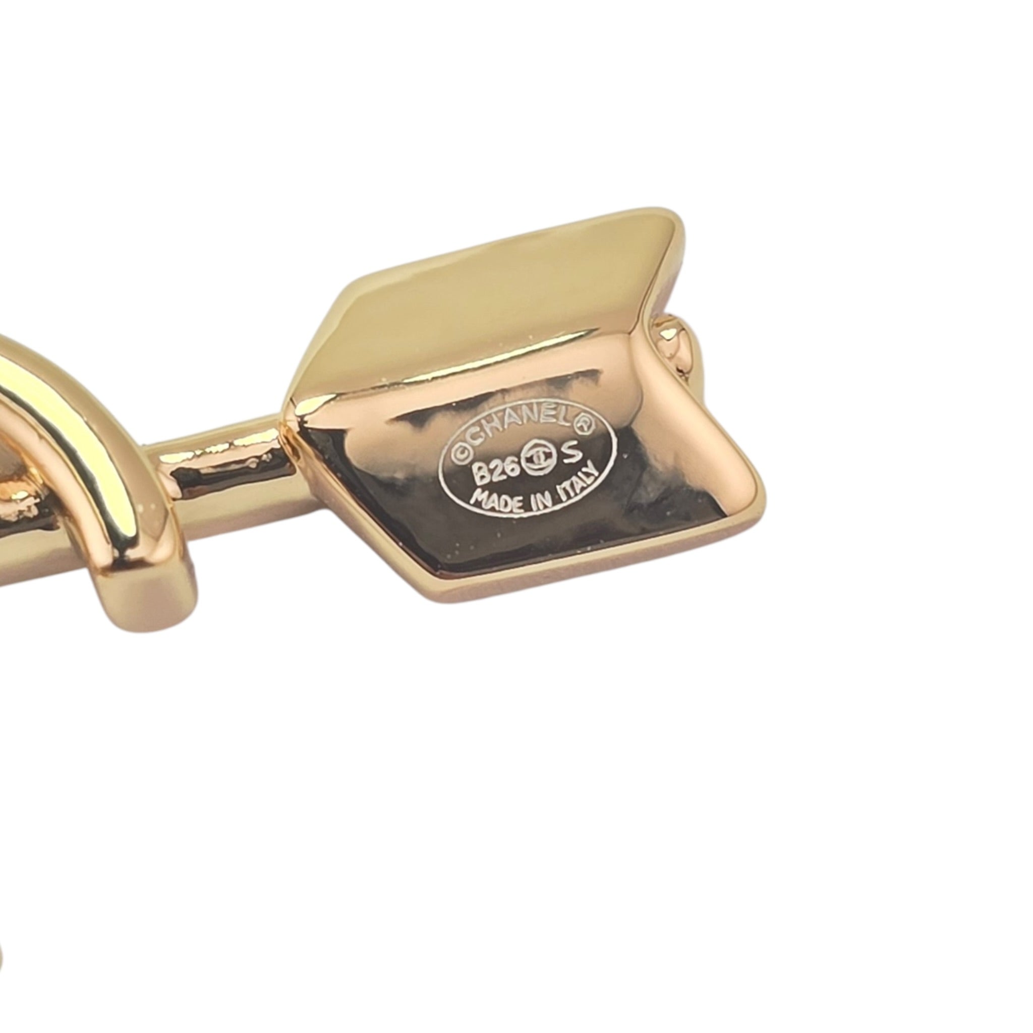 Chanel CC Arrow Stud Gold Earrings 2026 SS26 CHANEL