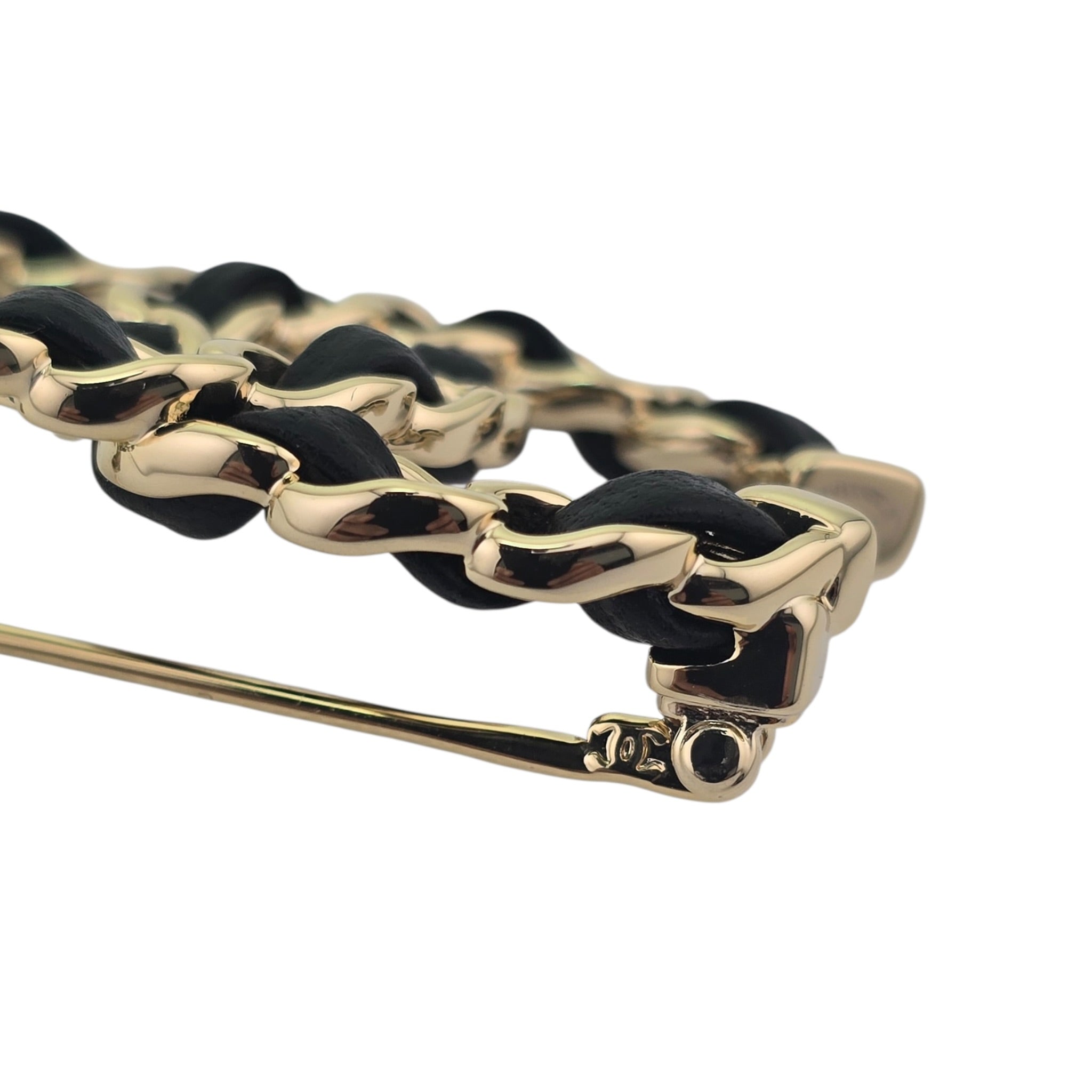 Chanel CC Black Lambskin Chain Gold Brooch 2026 CHANEL