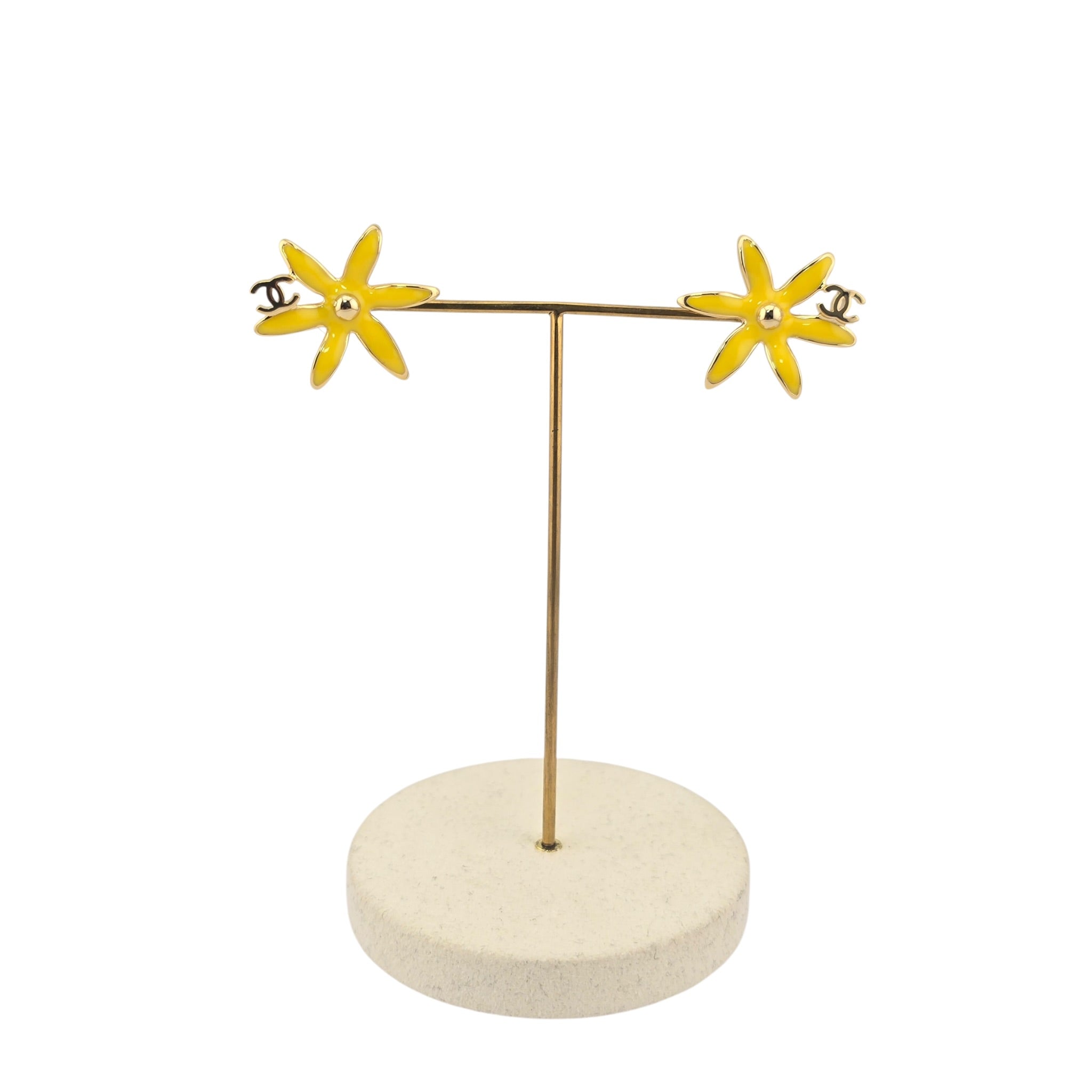 Chanel CC Yellow Stud Floral Earrings 2026 CHANEL