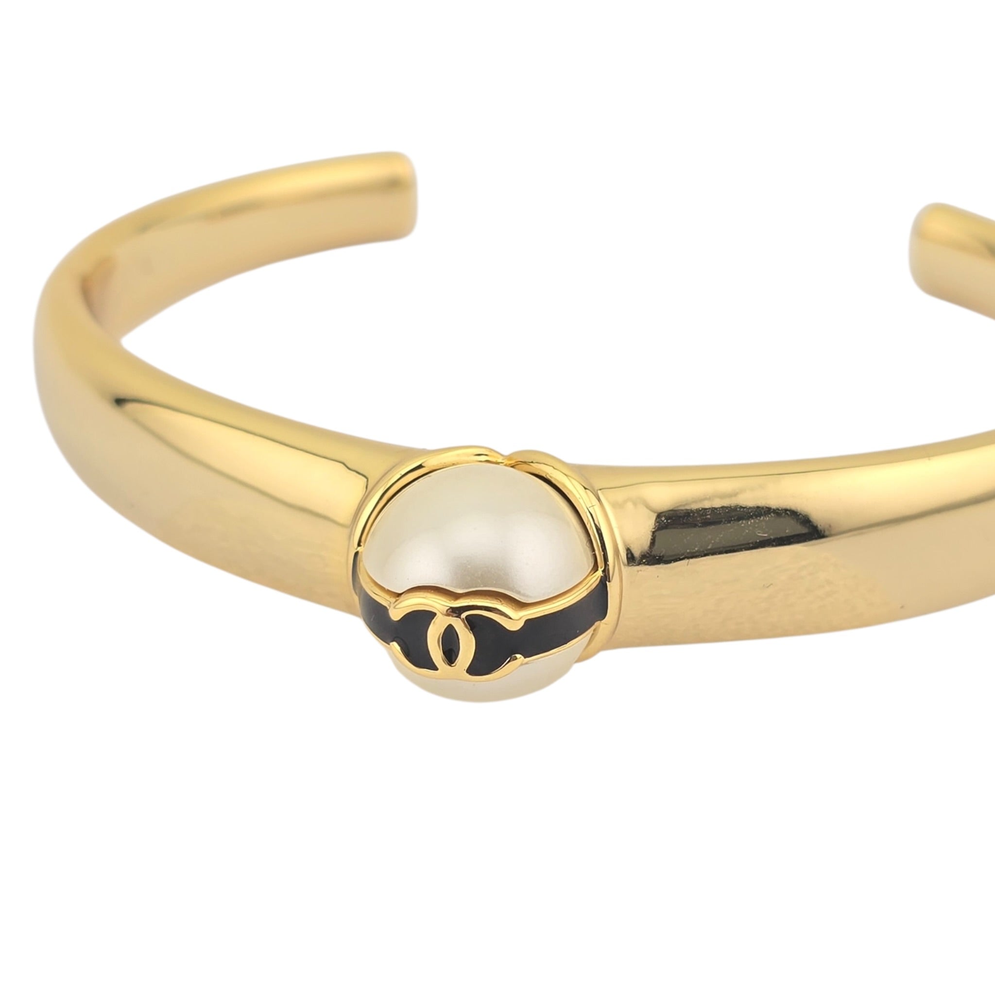 Chanel CC Gold Pearl Bangle 2024 CHANEL