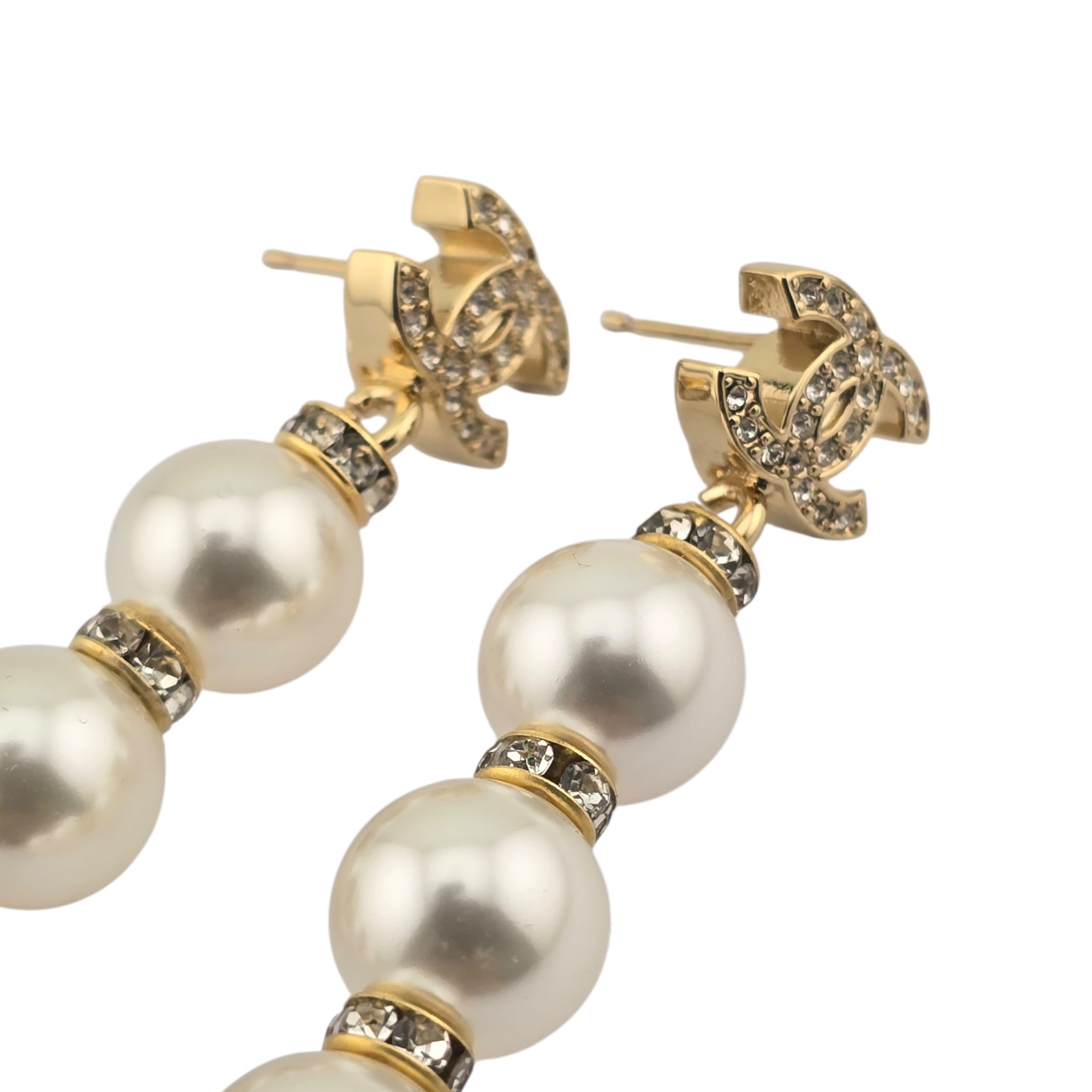 Chanel CC White Faux Resin Pearls Drop Earrings 2026 CHANEL