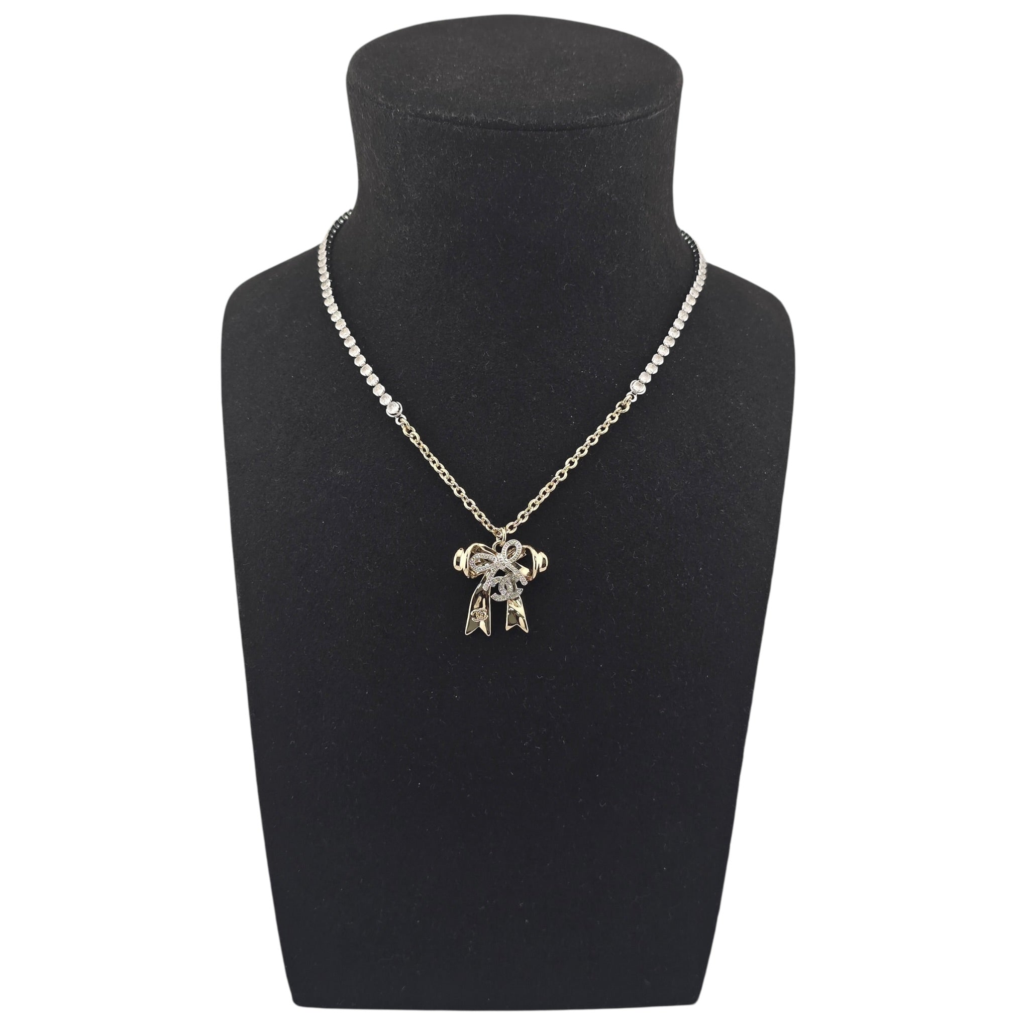Chanel CC Gold Bow Necklace 2025 CHANEL