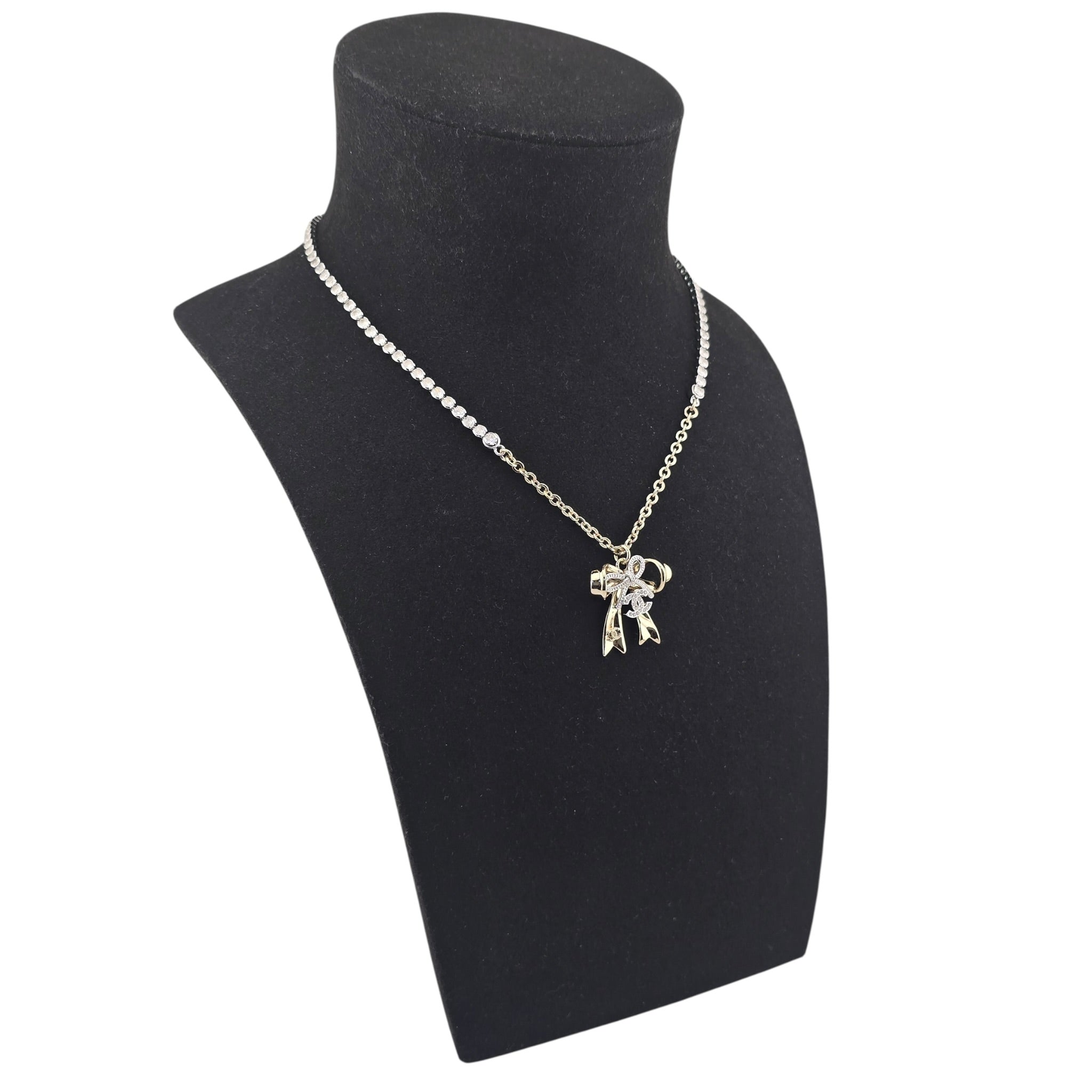 Chanel CC Gold Bow Necklace 2025 CHANEL
