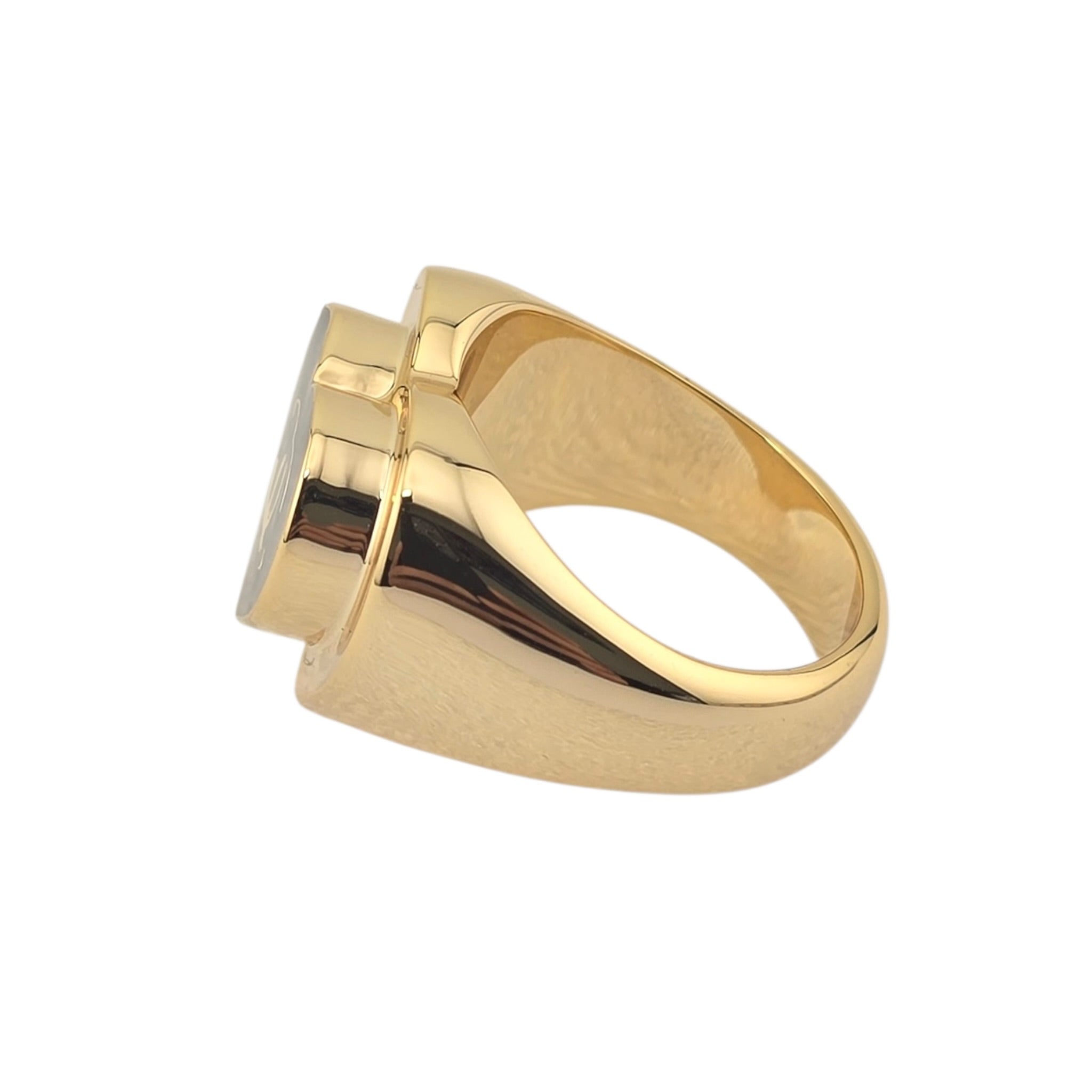 Chanel CC Black Heart Gold Ring 2026 CHANEL