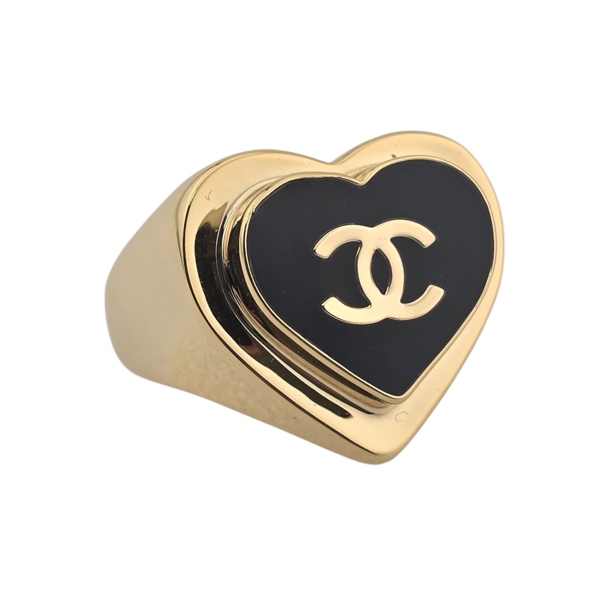 Chanel CC Black Heart Gold Ring 2026 CHANEL