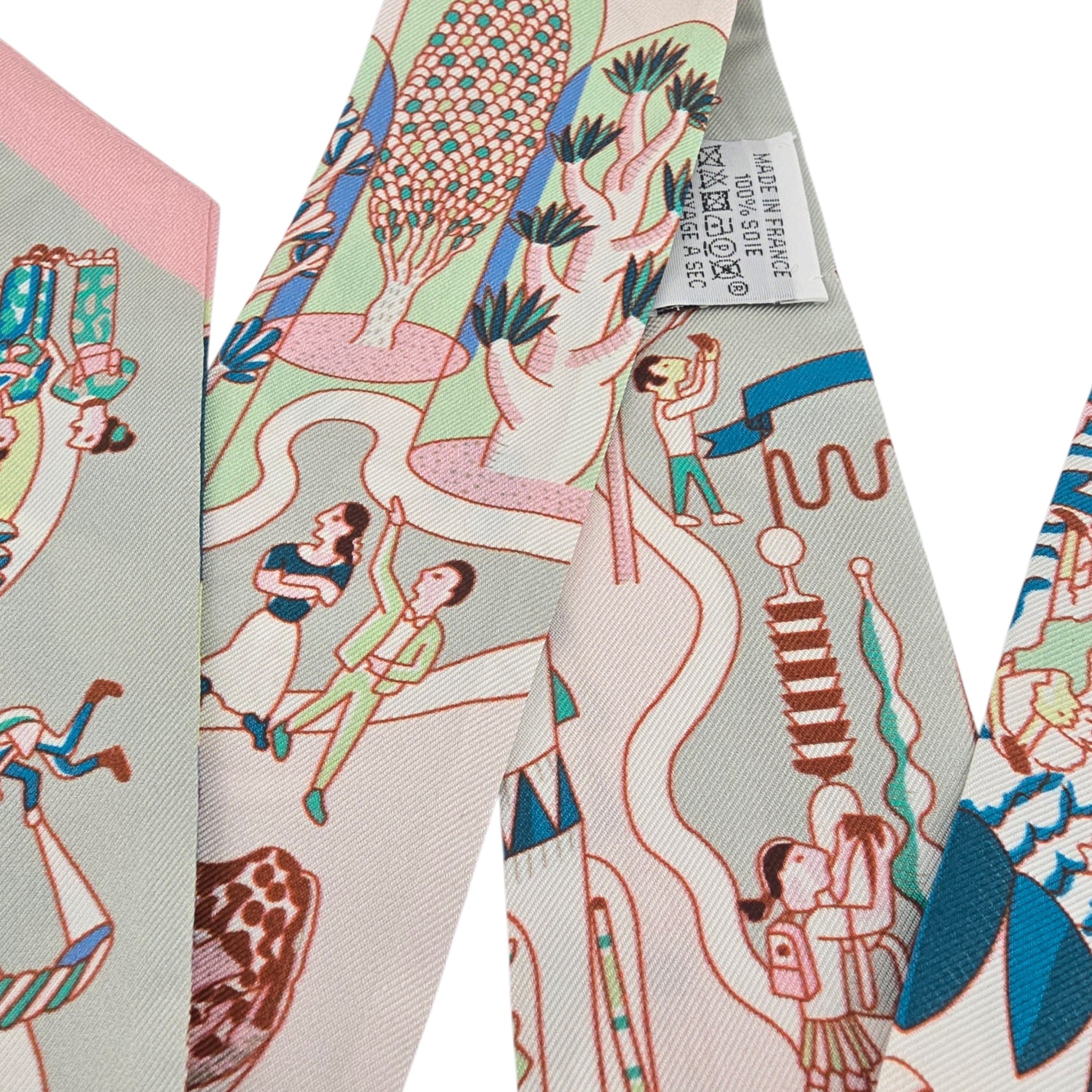 Hermes Silk Twilly Exposition Universelle HERMES