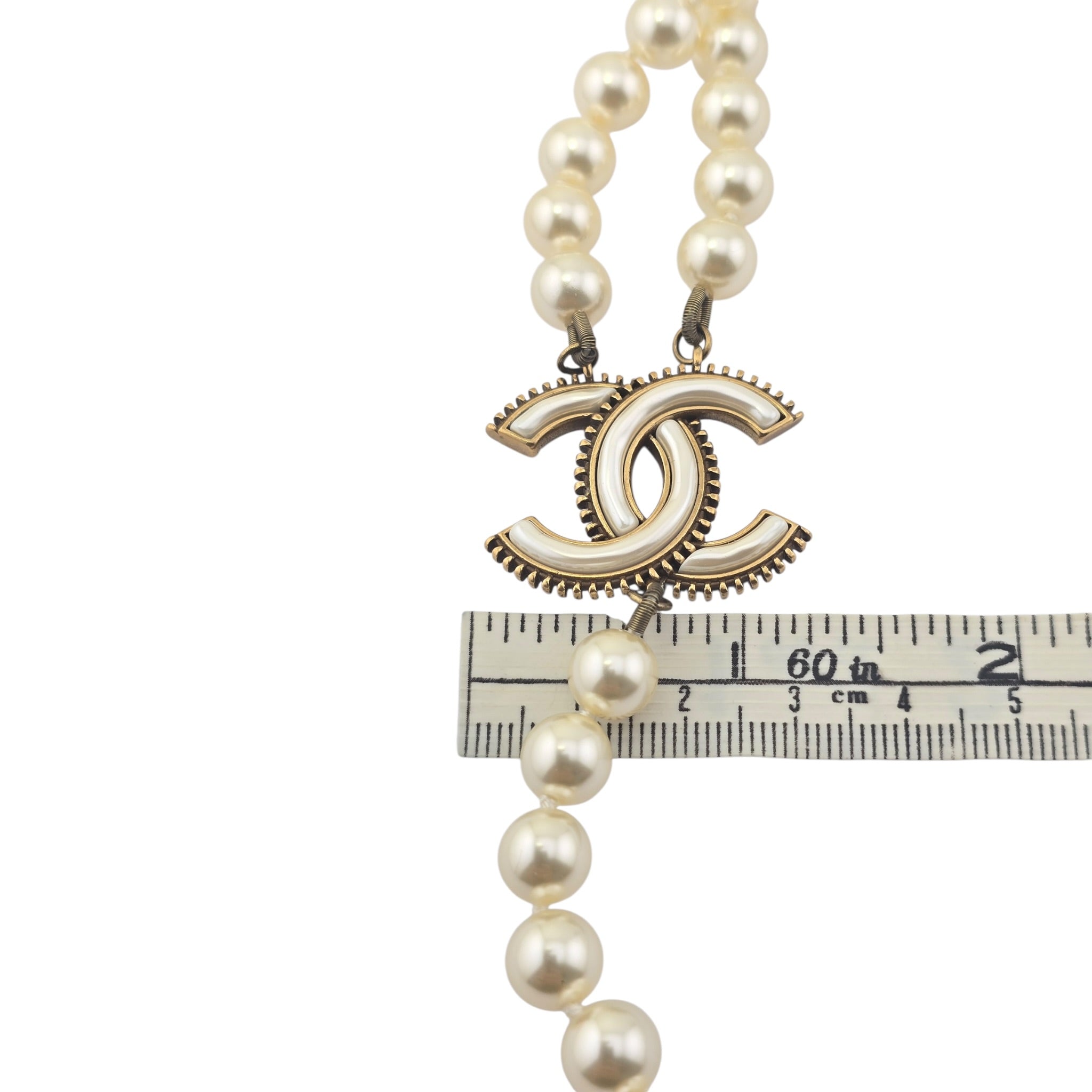CHANEL CC FAUX PEARL NECKLACE 2025 CHANEL