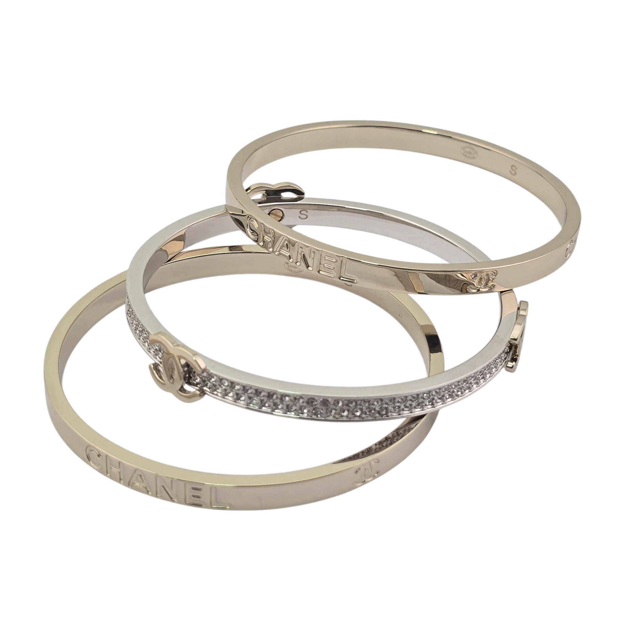 Chanel CC Cuff Bangle Gold Set S 2026 CHANEL