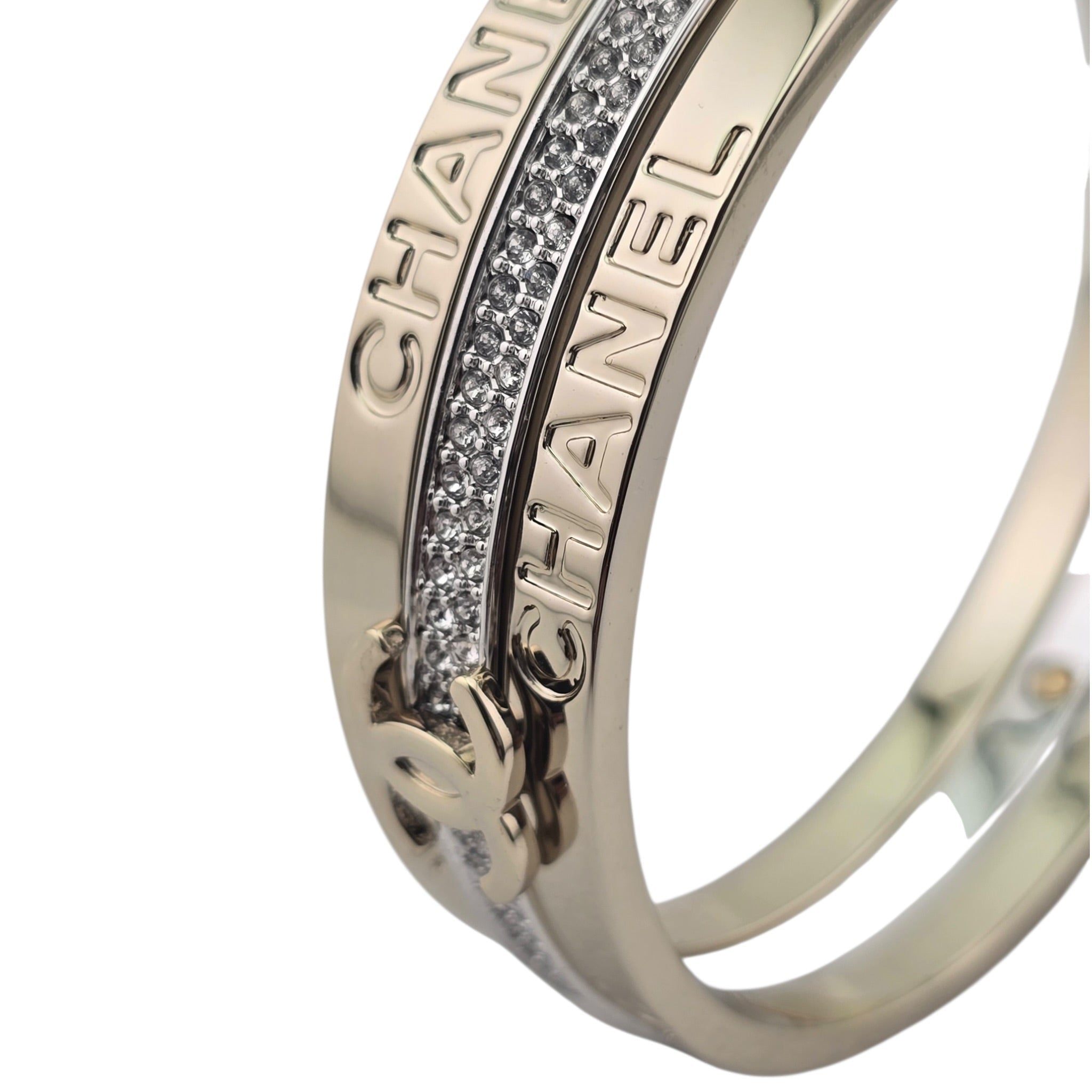 Chanel CC Cuff Bangle Gold Set S 2026 CHANEL