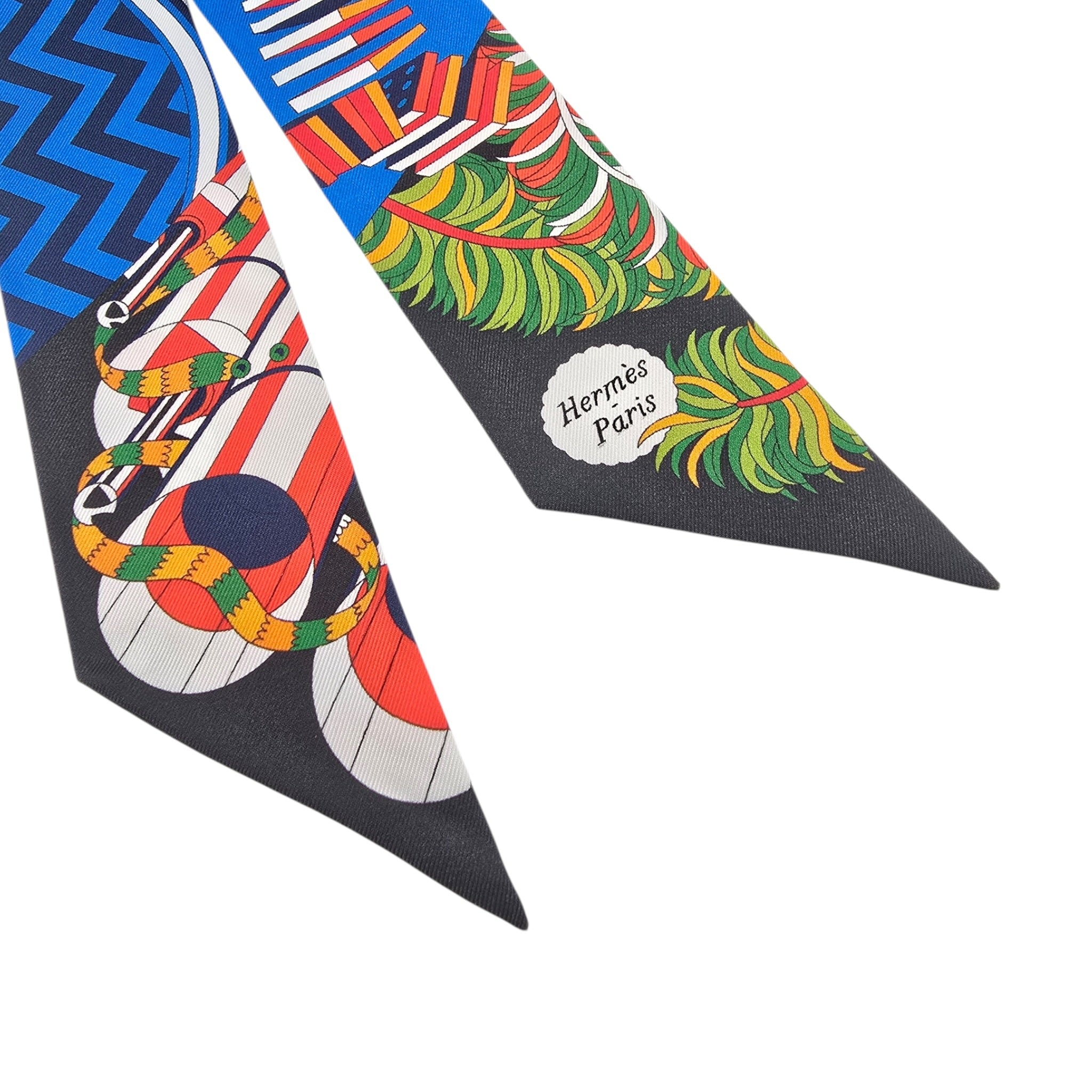 Hermes Silk Twilly De l'Ombrelle aux Duels HERMES