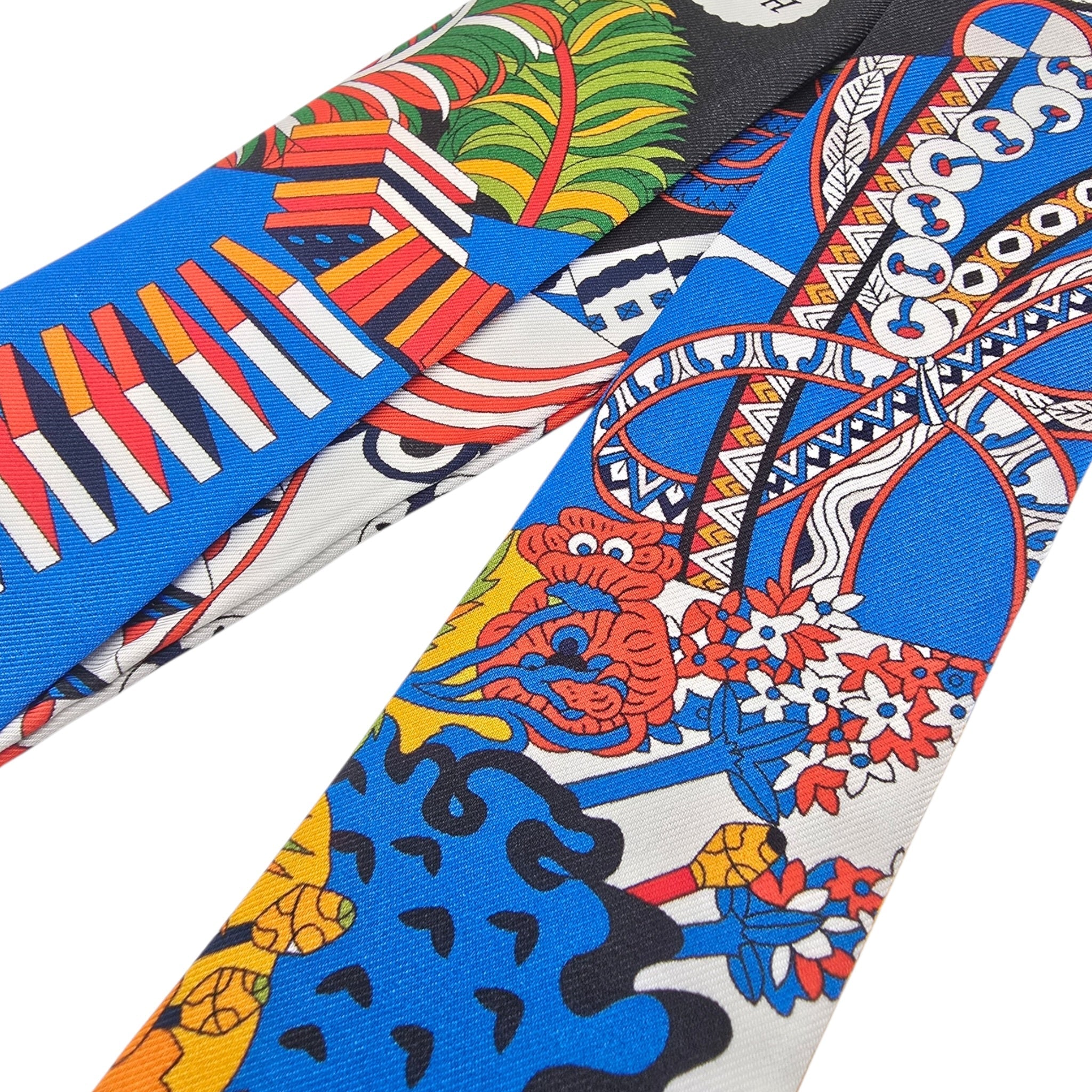 Hermes Silk Twilly De l'Ombrelle aux Duels HERMES