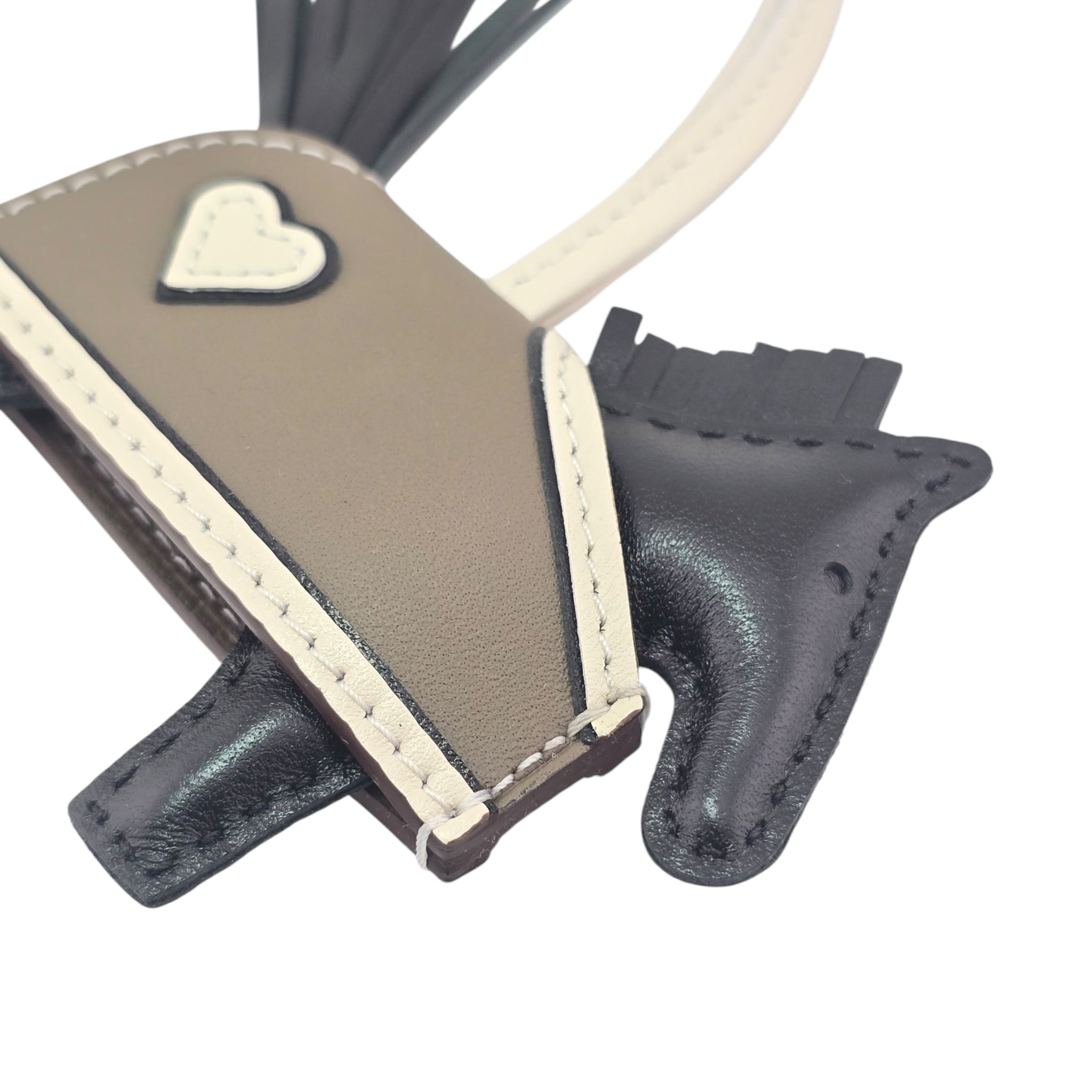Hermès Rodeo Robeo Coeur Bag Charm PM Noir / Craie / Étoupe / Noir Milo Lambskin HERMES