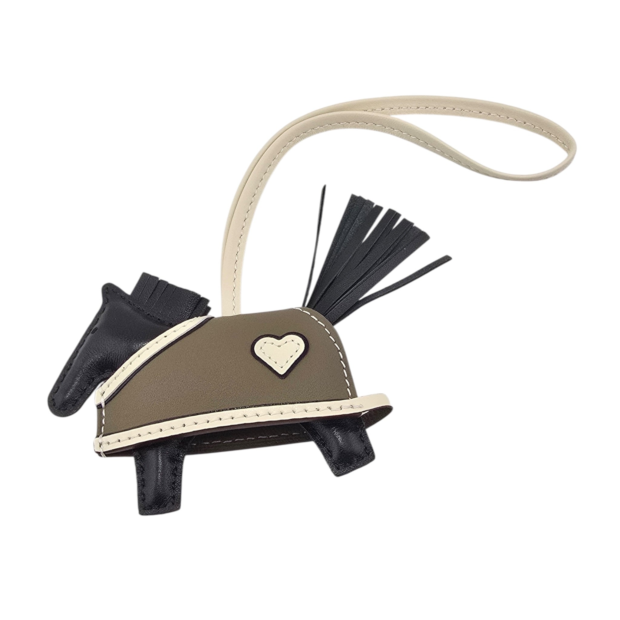 Hermès Rodeo Robeo Bag Charm PM Noir / Craie / Étoupe / Noir Milo Lambskin HERMES