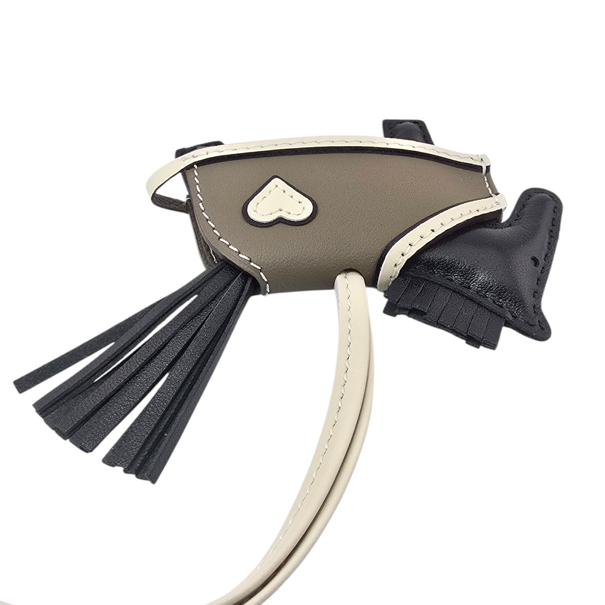 Hermès Rodeo Robeo Bag Charm PM Noir / Craie / Étoupe / Noir Milo Lambskin HERMES