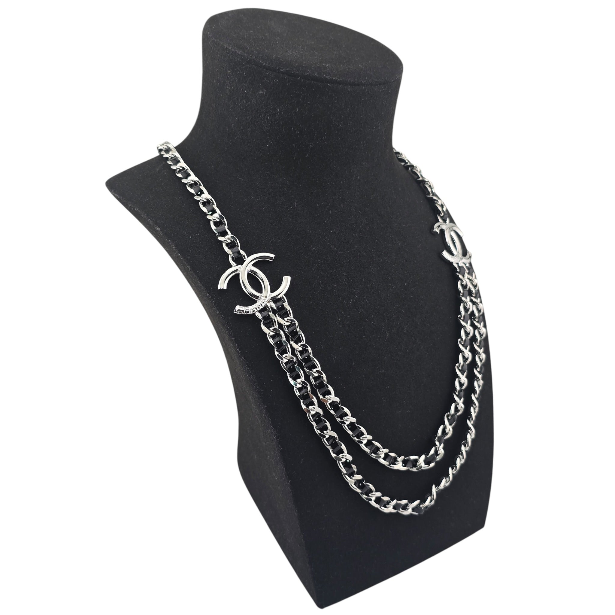 Chanel CC Black Silver Patent Lambskin Necklace 2025 CHANEL