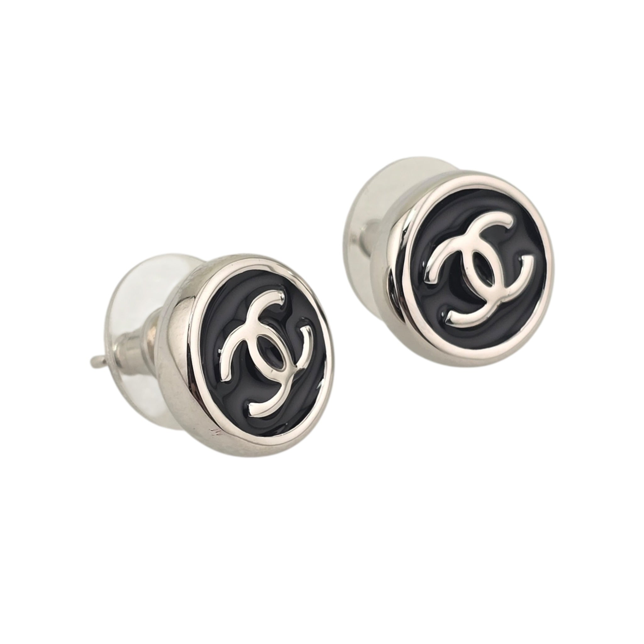 Chanel CC Round Black Silver Earrings 2026 CHANEL