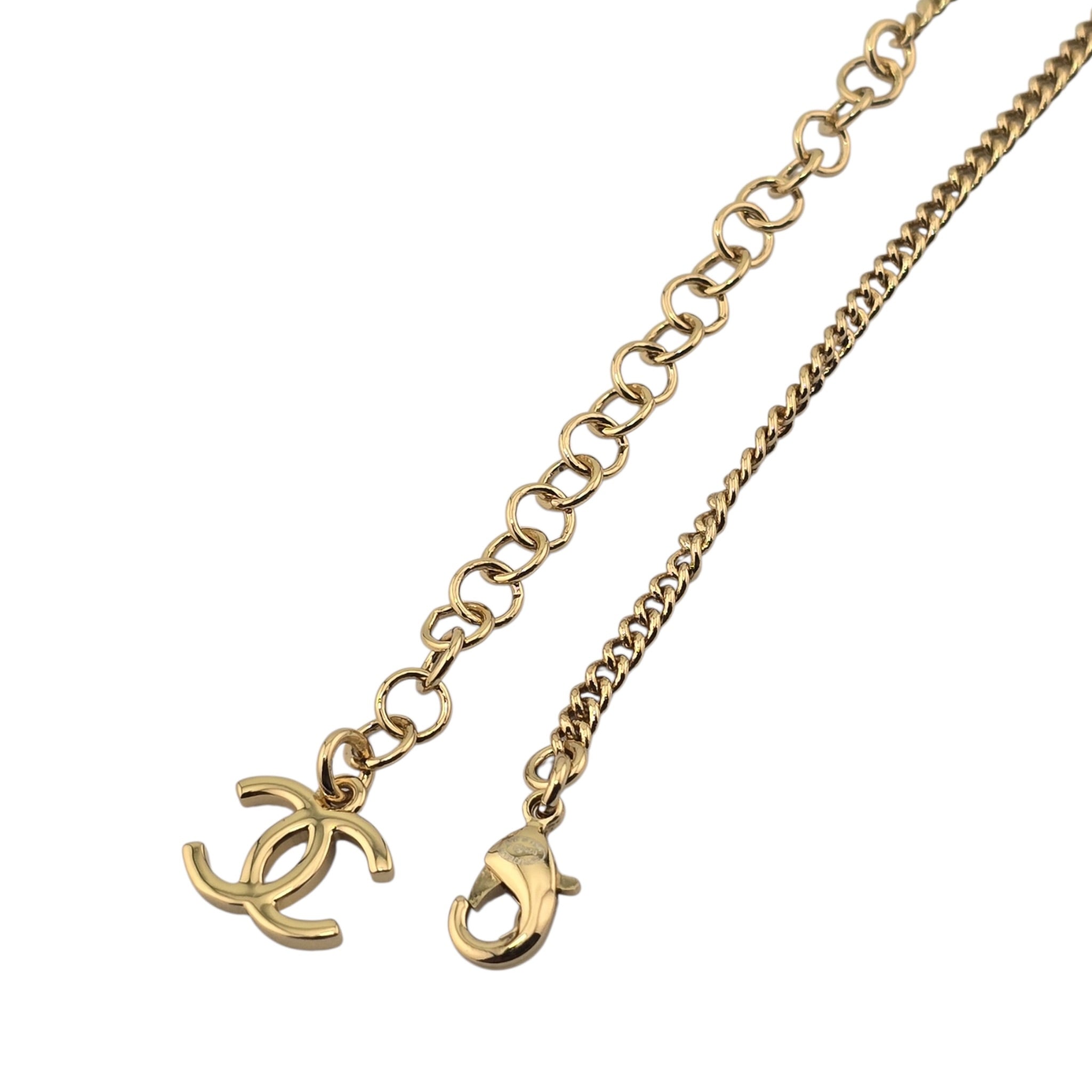 Chanel CC Double Interlock Gold Necklace 2026 CHANEL