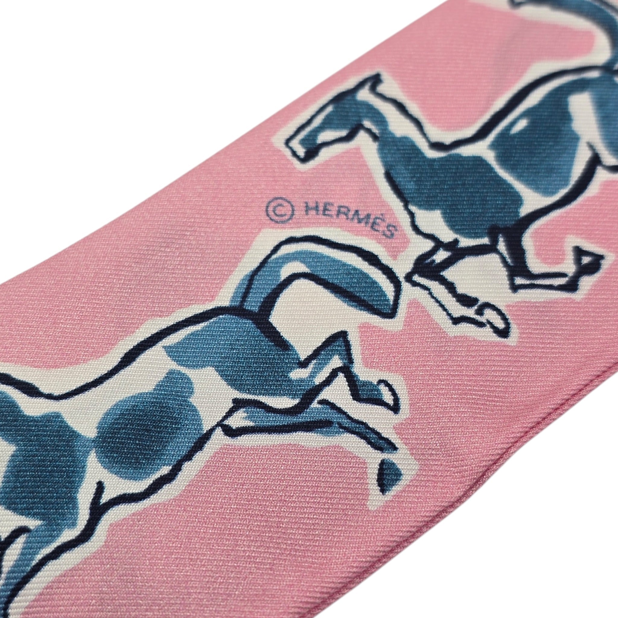 Hermes Silk Twilly Chevaux en Liberté HERMES