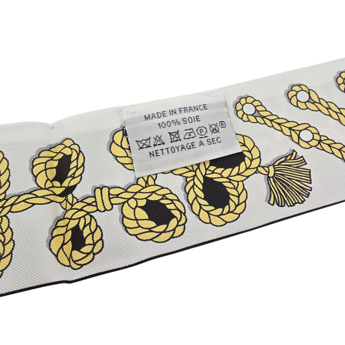 Hermes Silk Twilly Galons Et Brandebourg HERMES