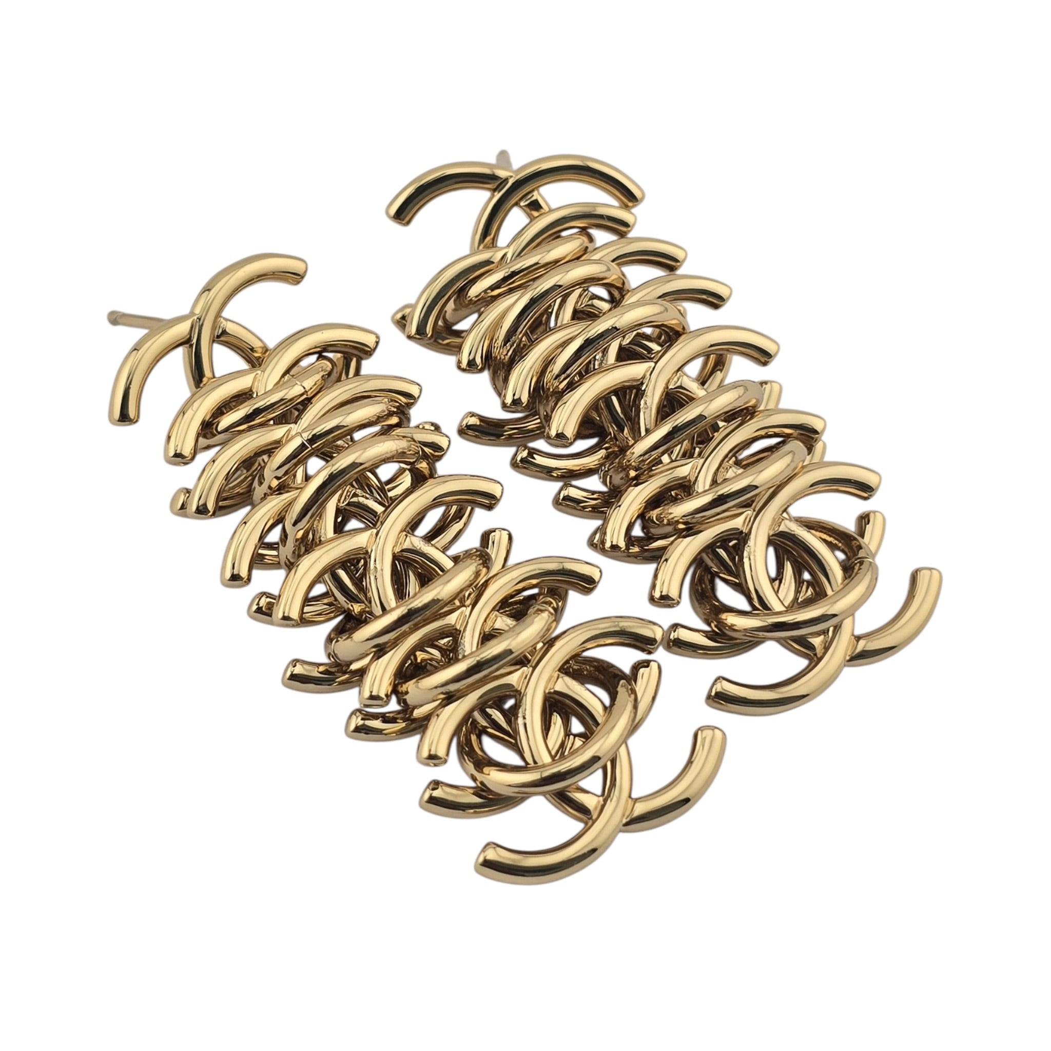 Chanel CC Drop Pendant Gold Earrings 2026 CHANEL