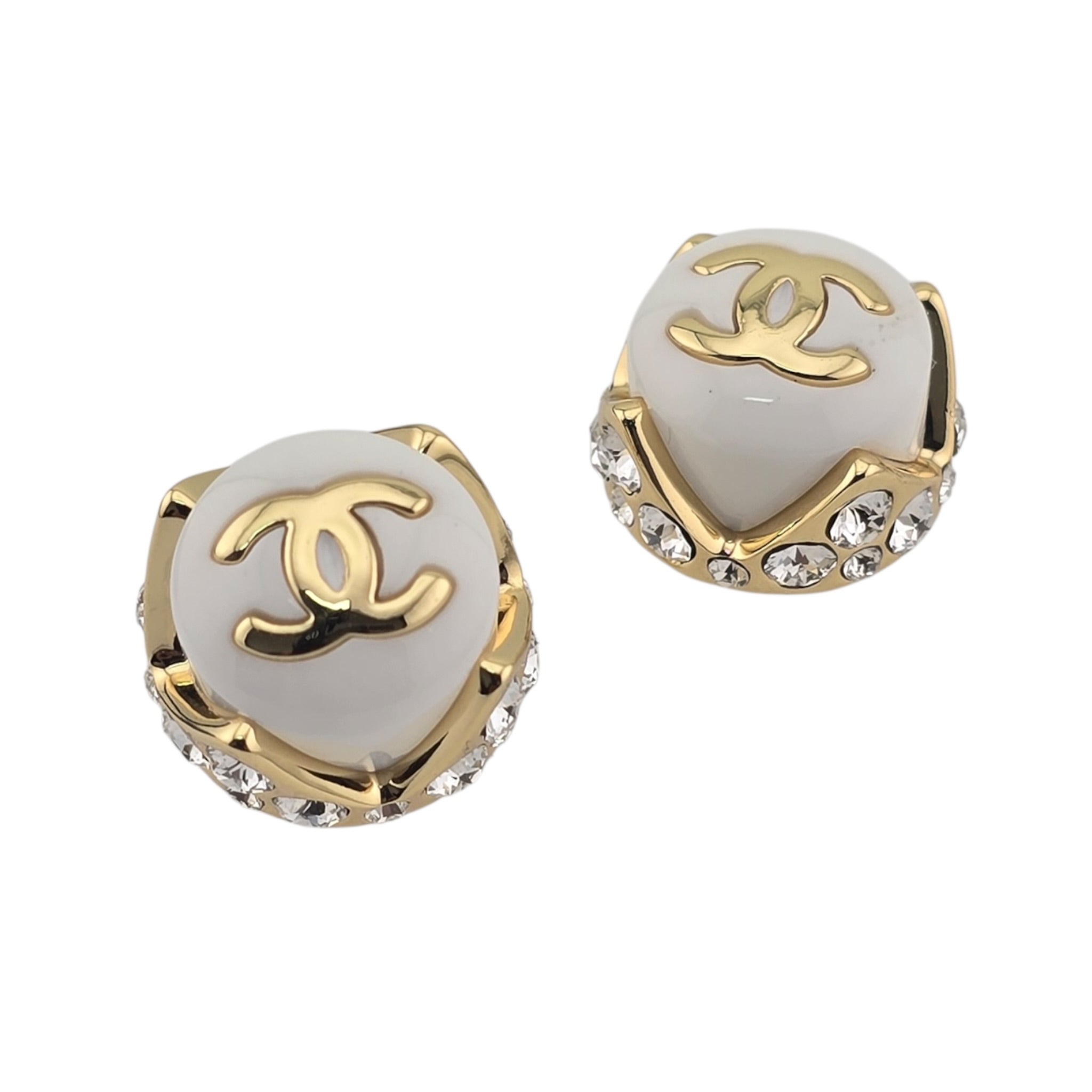 Chanel CC White Gold Enamel Round Earrings 2026 CHANEL