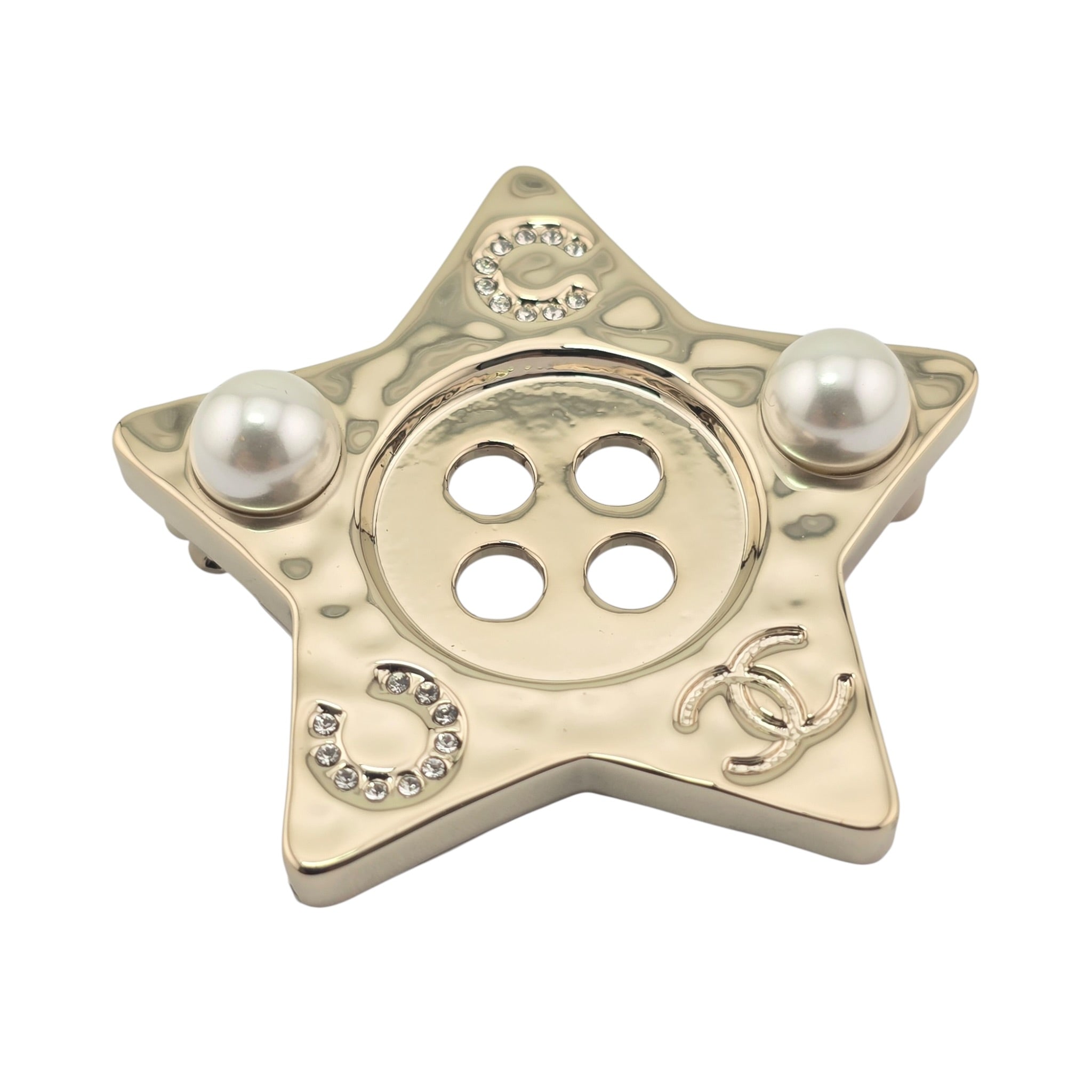 Chanel CC Star Button Brooch Gold 2025 CHANEL