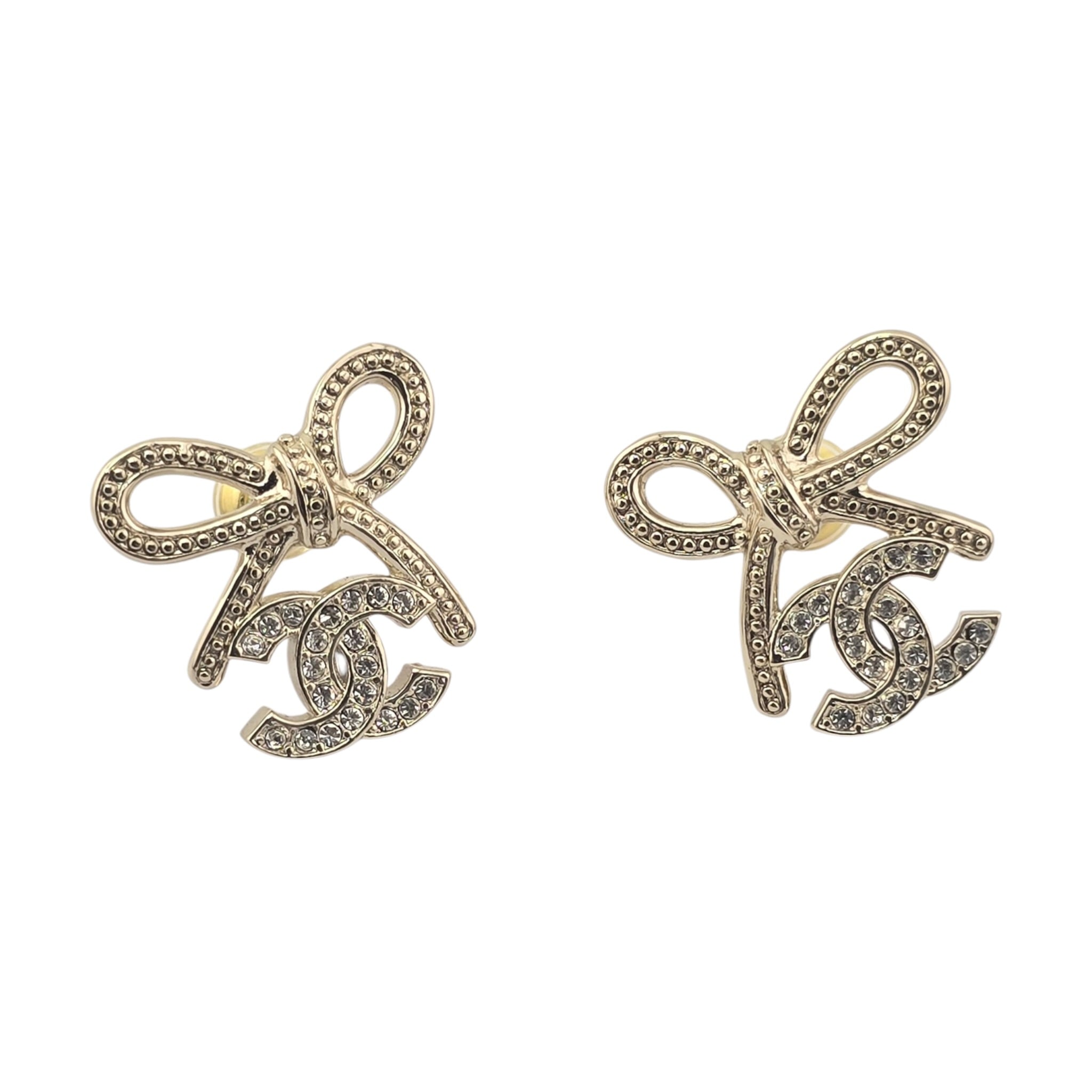 Chanel CC Pendant Gold Bow Earrings 2025 CHANEL