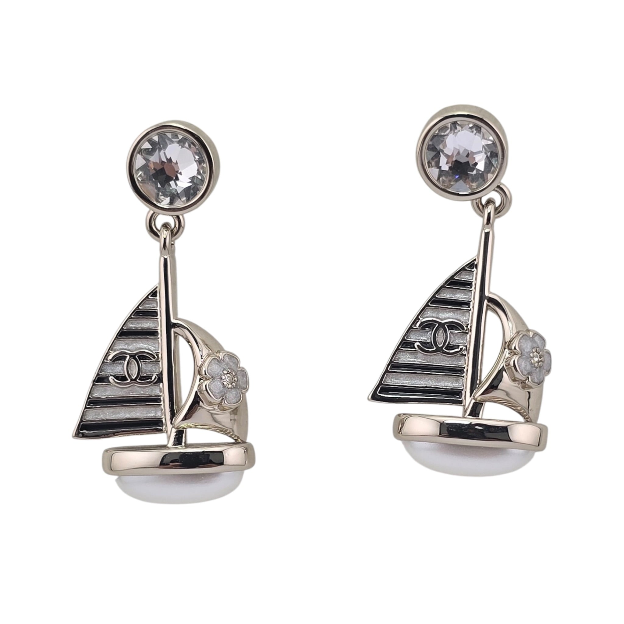 Chanel CC Sail Pendant Earrings 2026 CHANEL