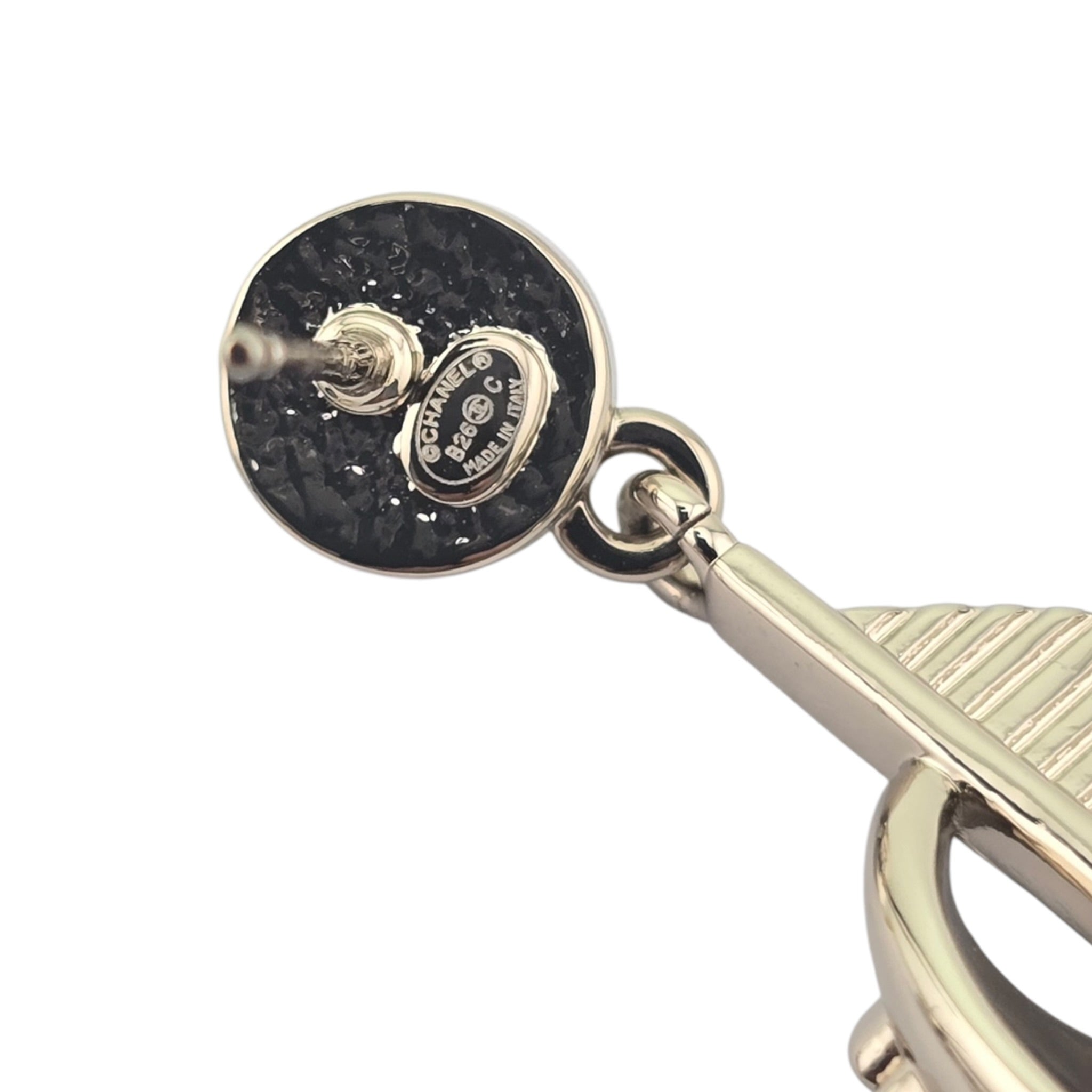 Chanel CC Sail Pendant Earrings 2026 CHANEL