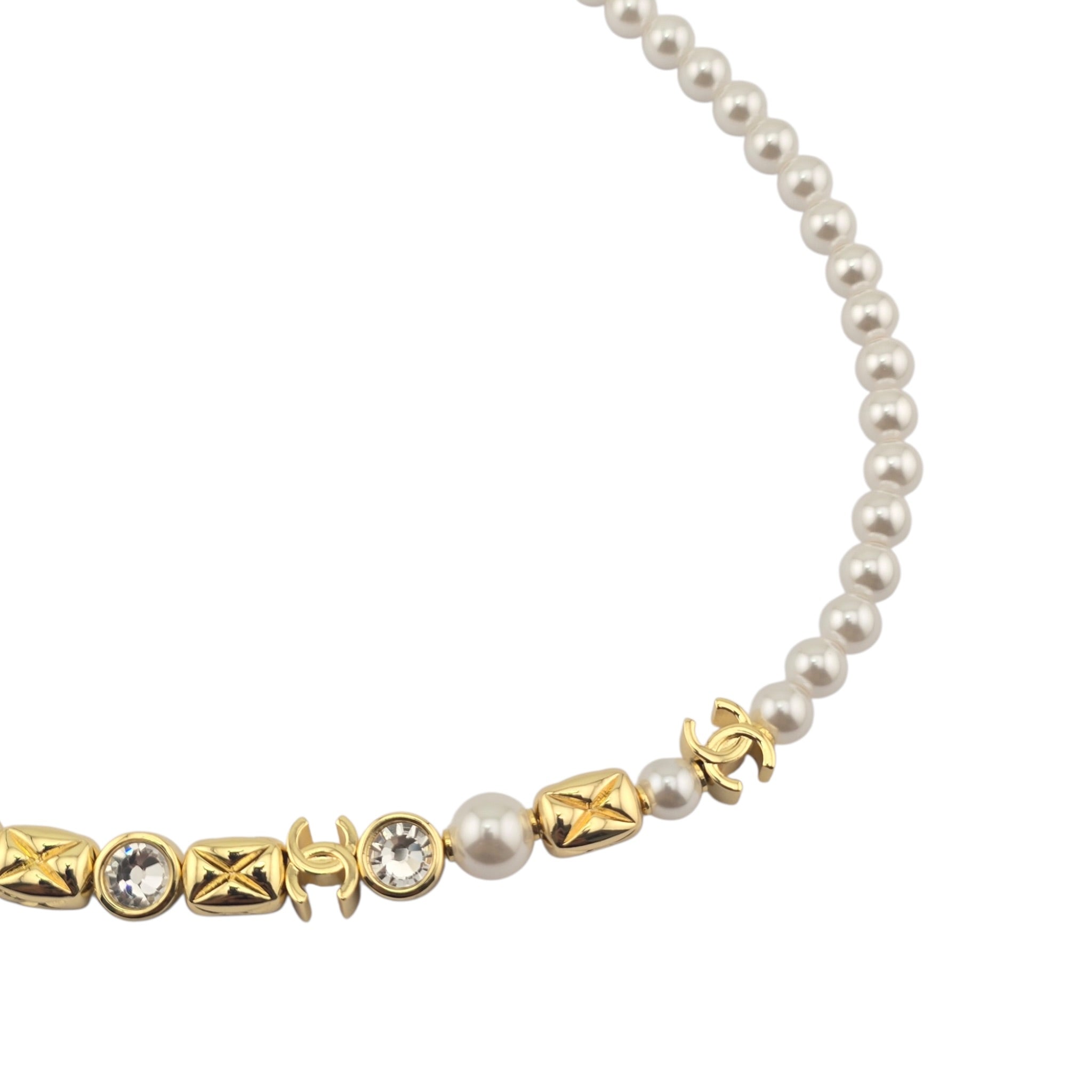 Chanel CC Faux Pearl Gold Necklace 2026 CHANEL