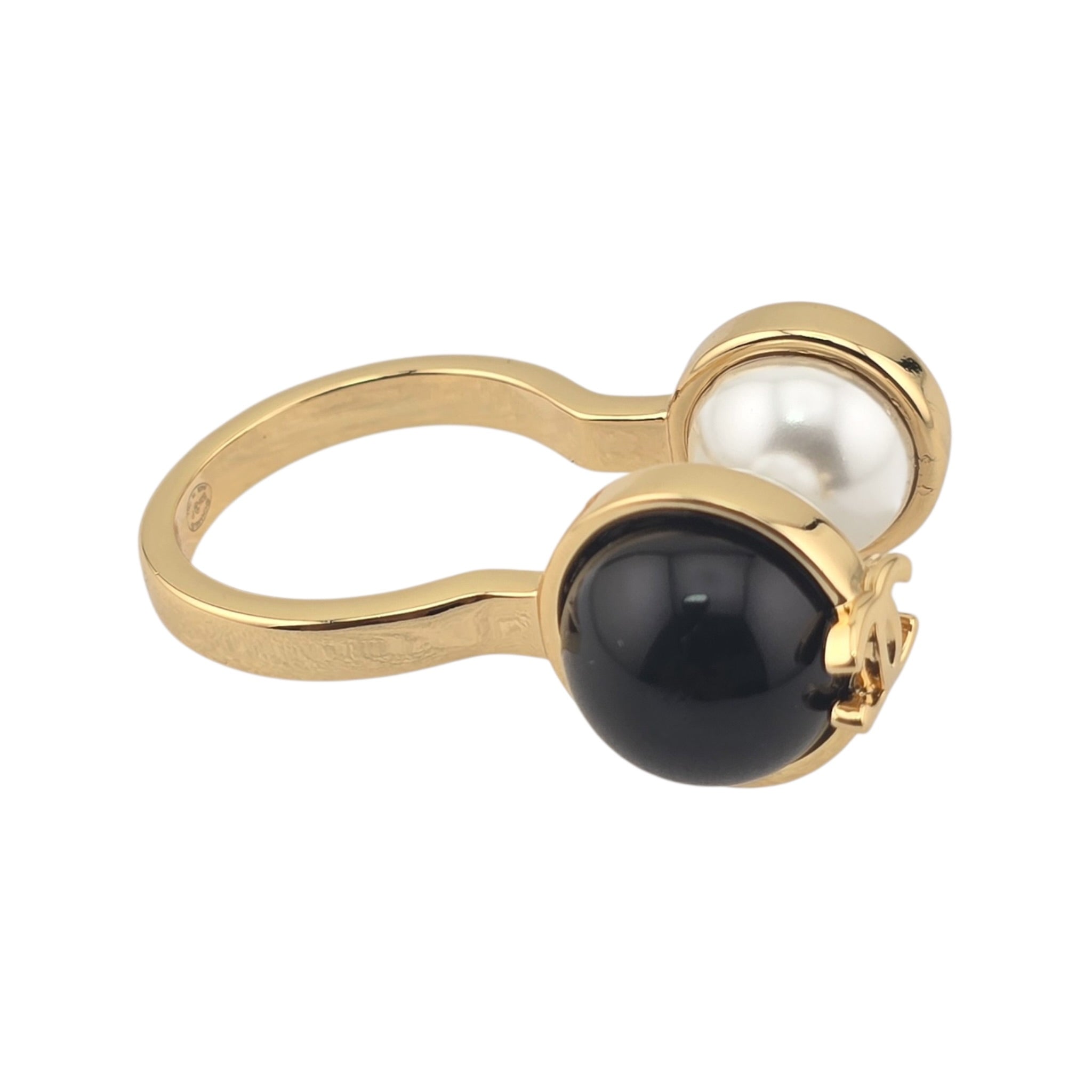 Chanel CC Black White Gold Ring 2026 CHANEL