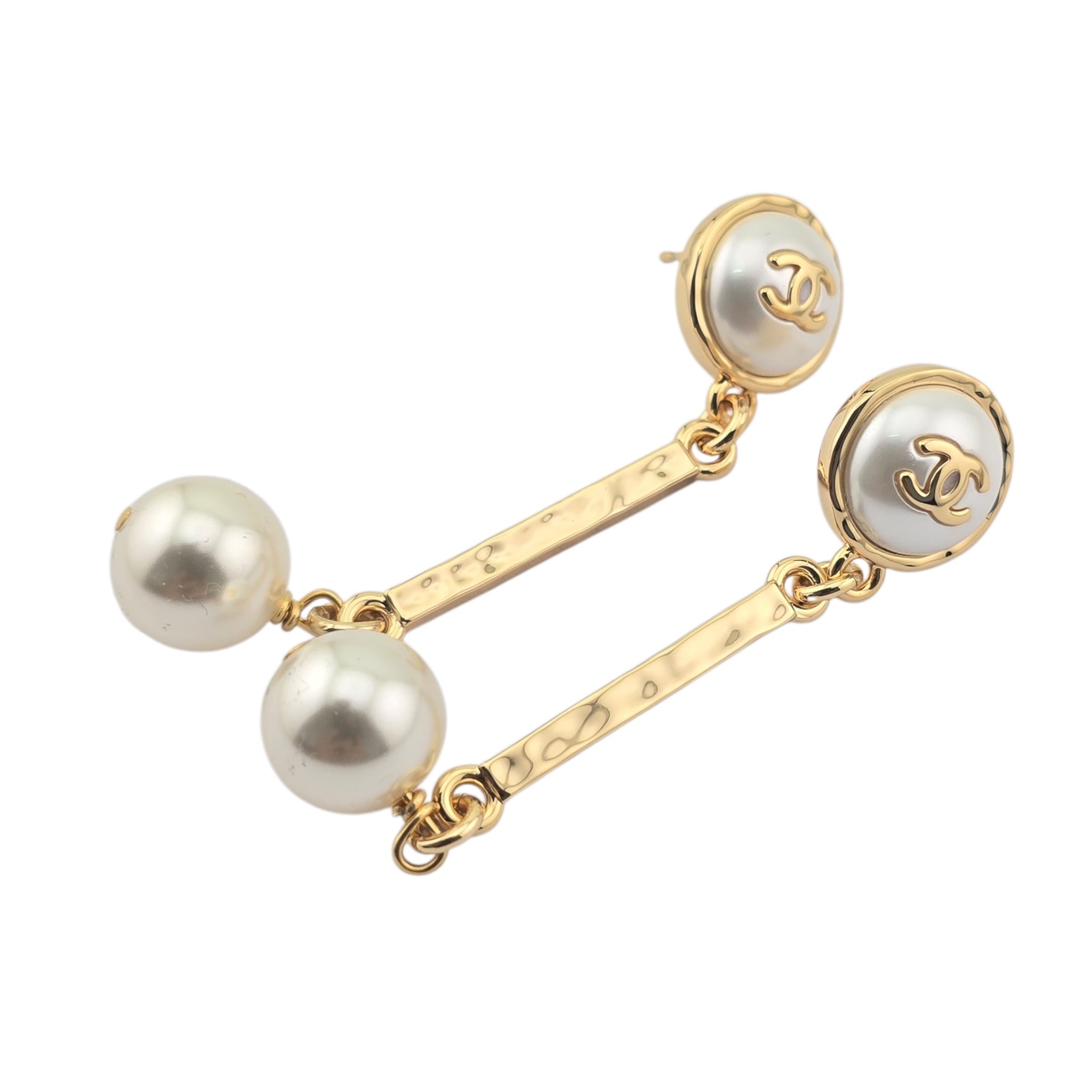 Chanel CC Pendant Gold Faux Pearl Earrings 2026 CHANEL