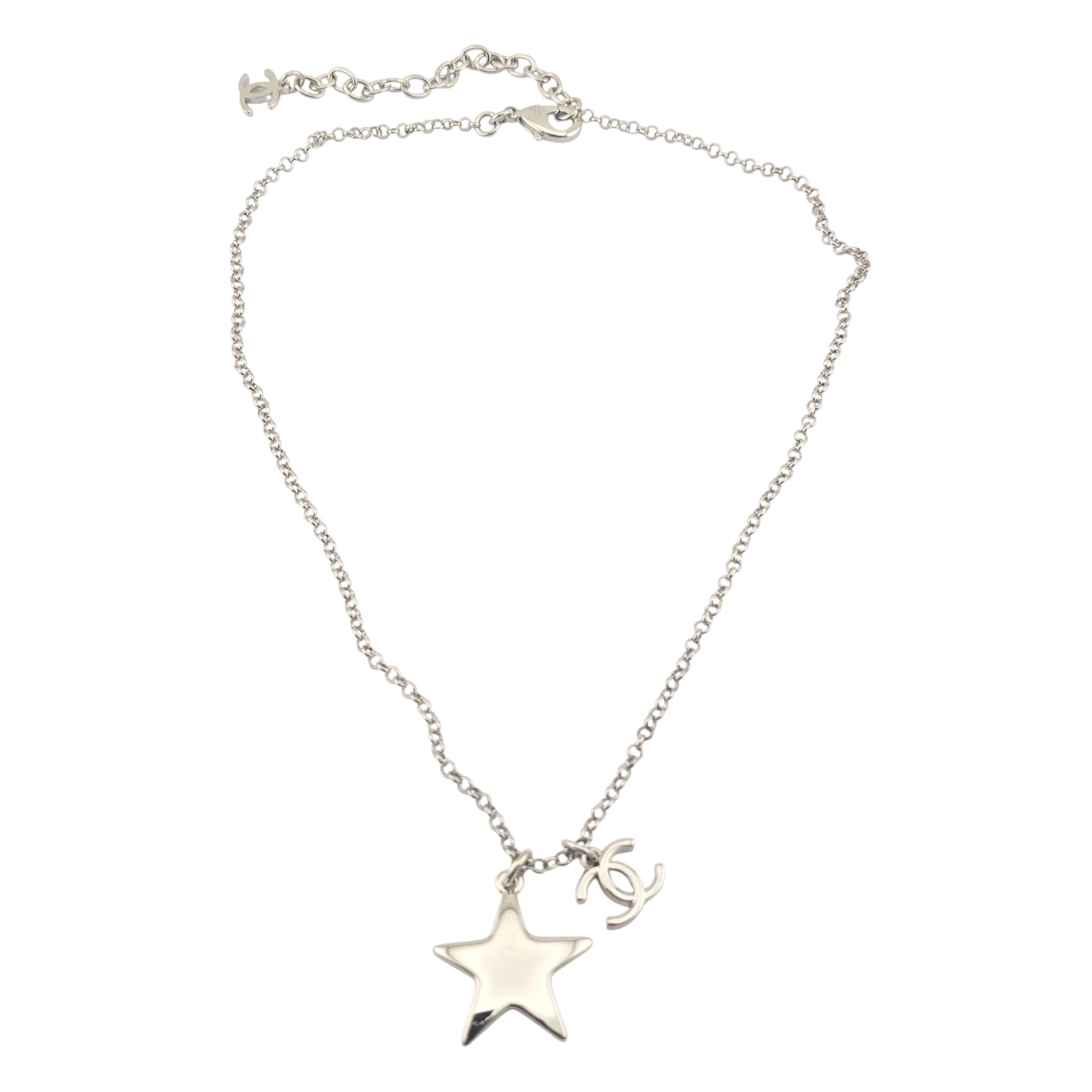 Chanel CC Silver Star Necklace 2026 CHANEL