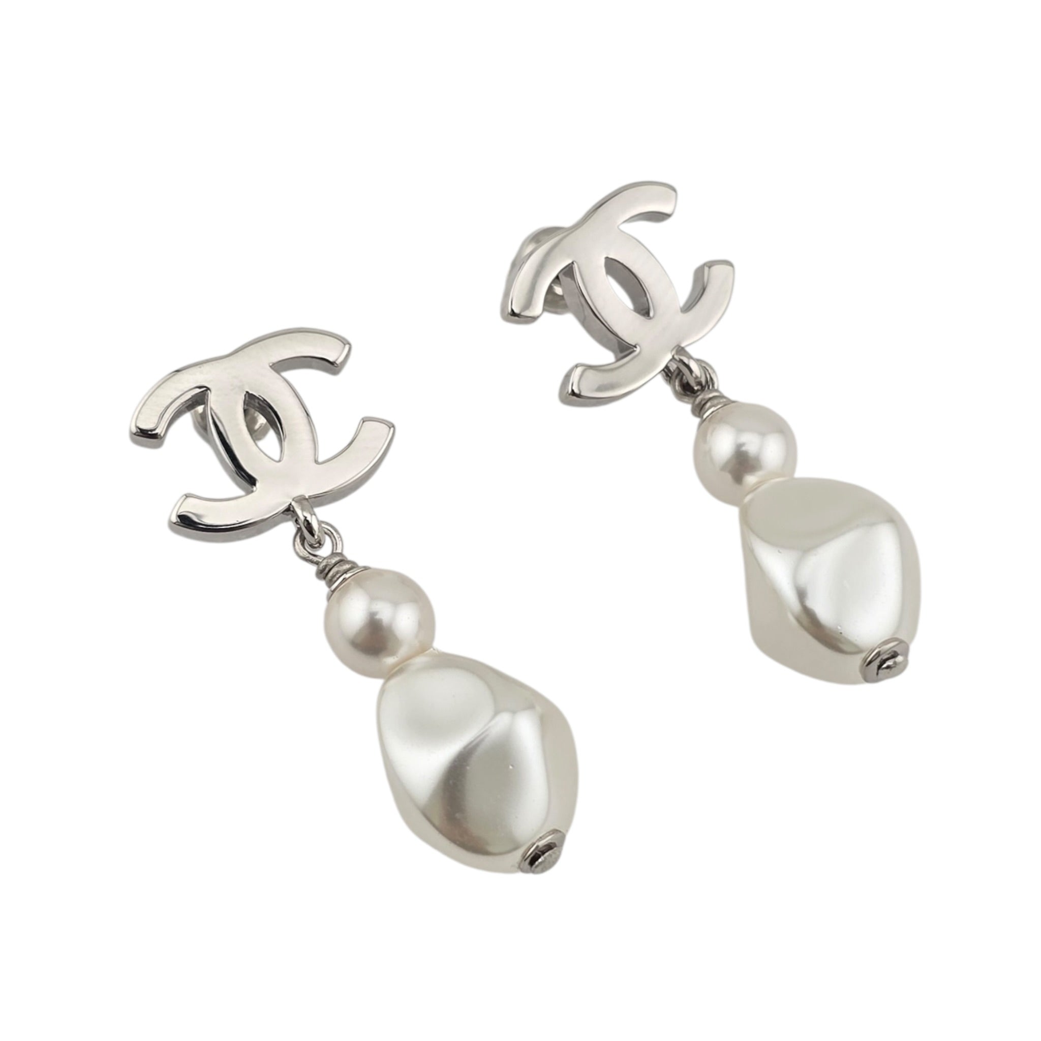 Chanel CC Faux Pearl Drop Earrings 2026 CHANEL