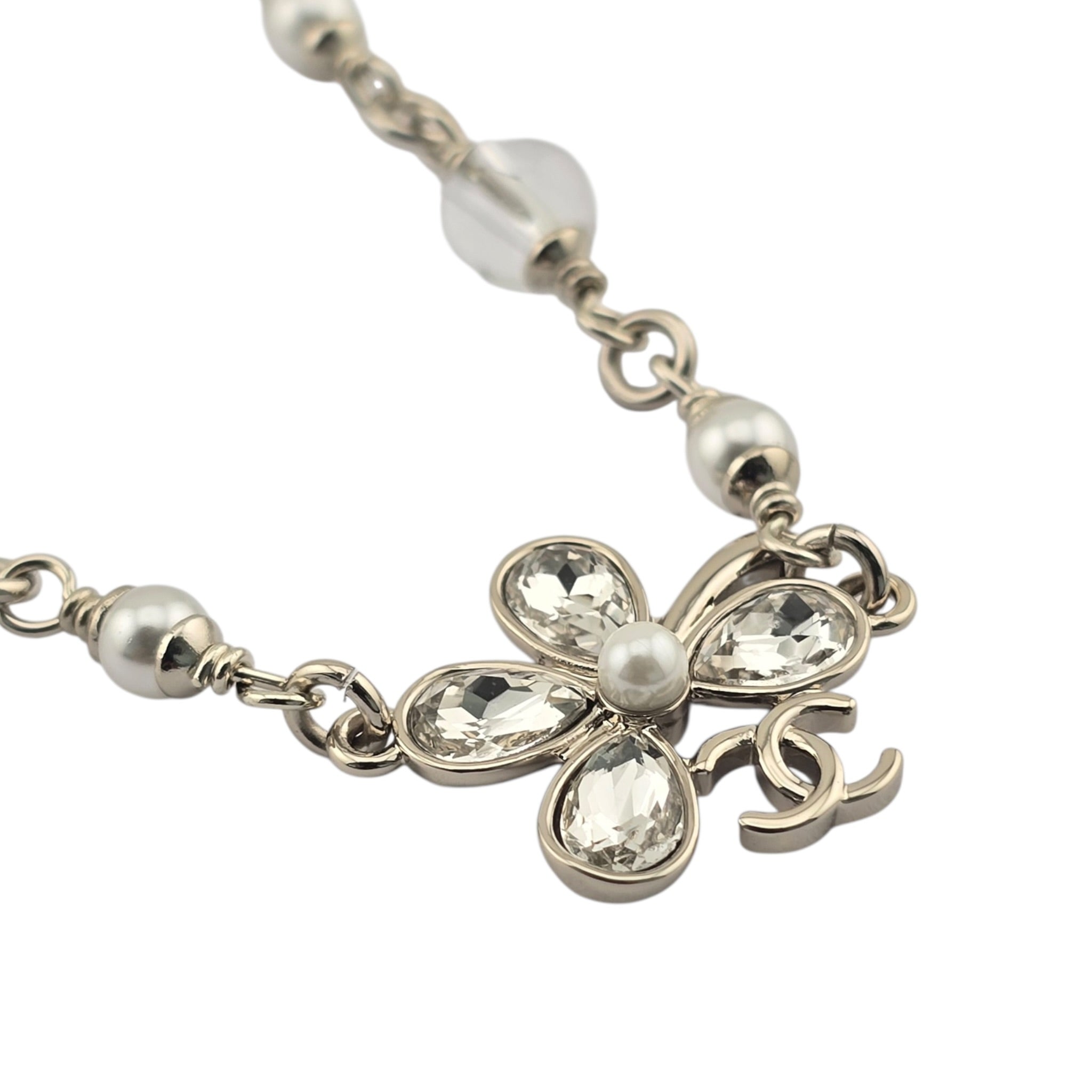 Chanel CC Flower Pendant Gold Necklace 2026 CHANEL
