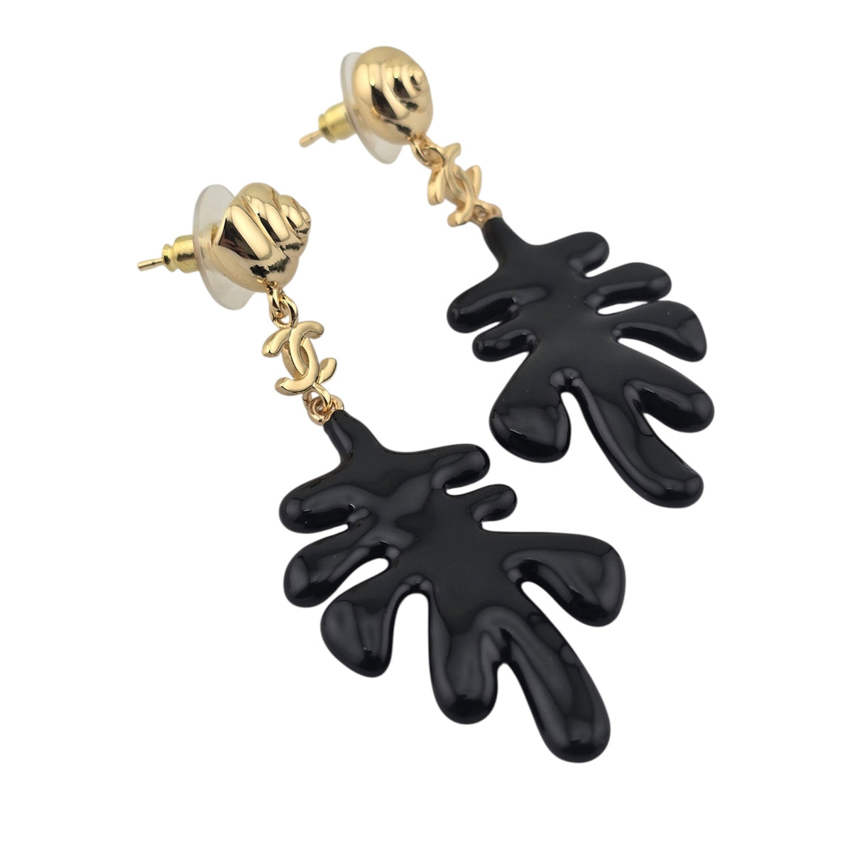 Chanel CC Black Coral Pendant Earrings 2026 CHANEL