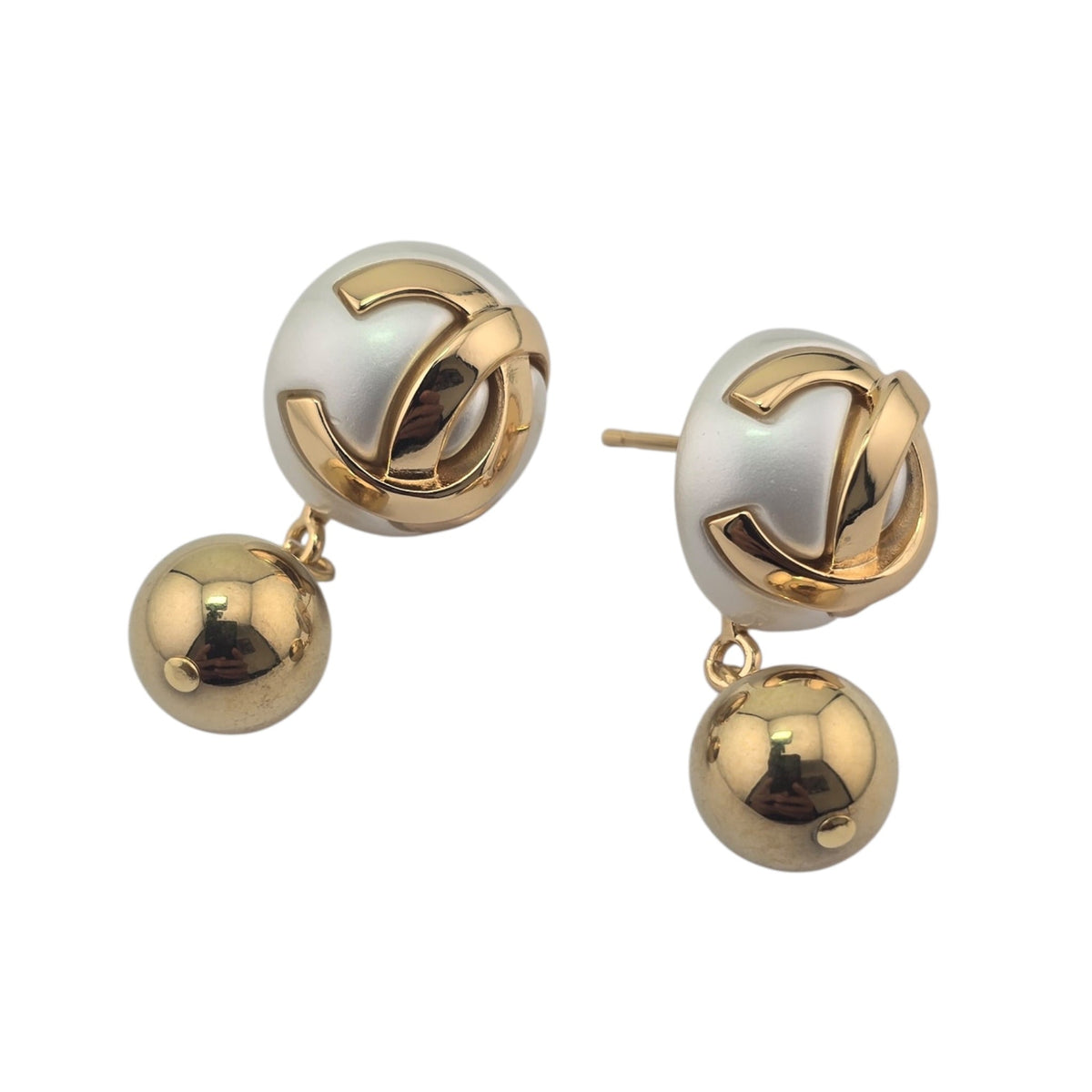 Chanel CC White Gold Pendant Earrings 2026 CHANEL