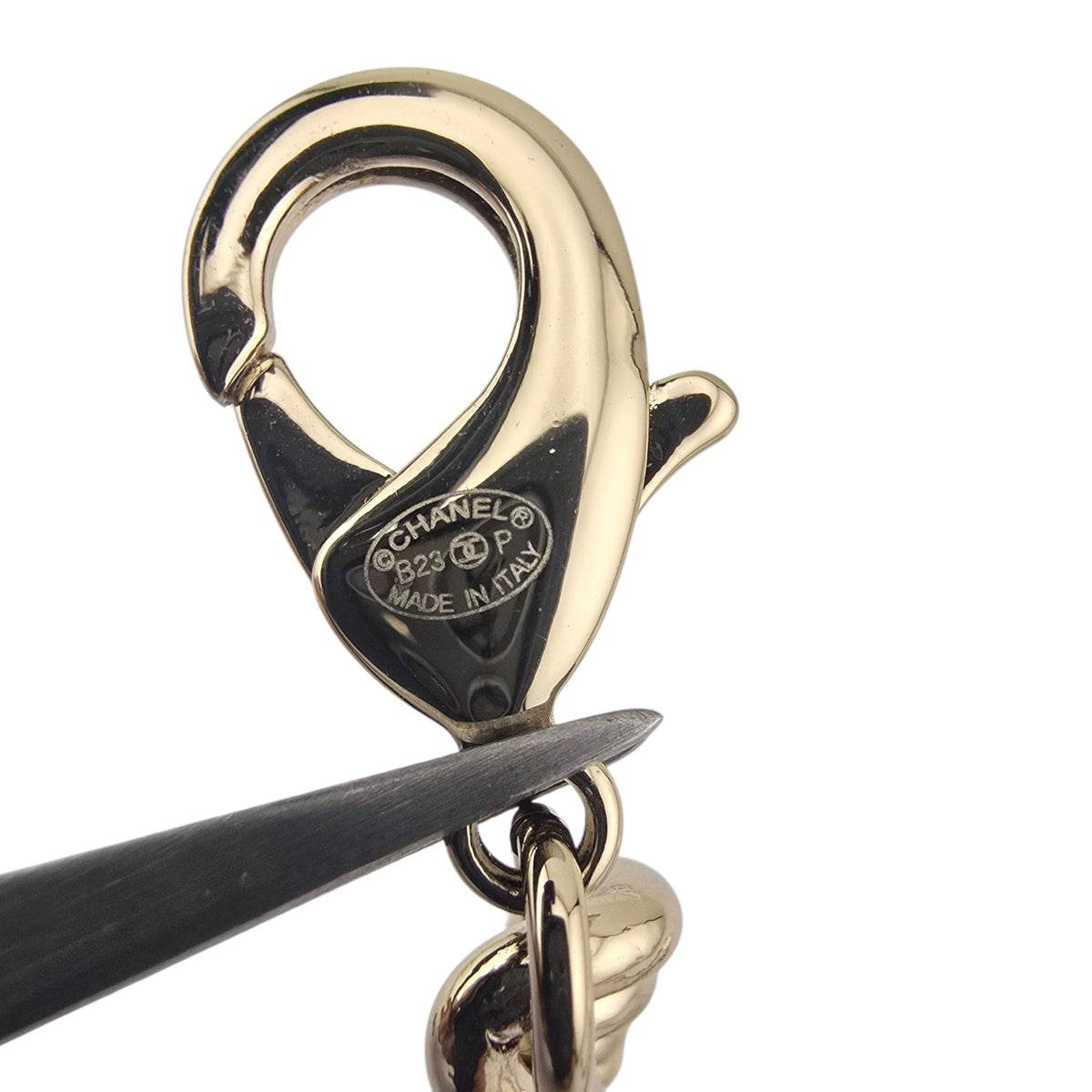 Chanel CC Pendant Gold Choker 2023 CHANEL