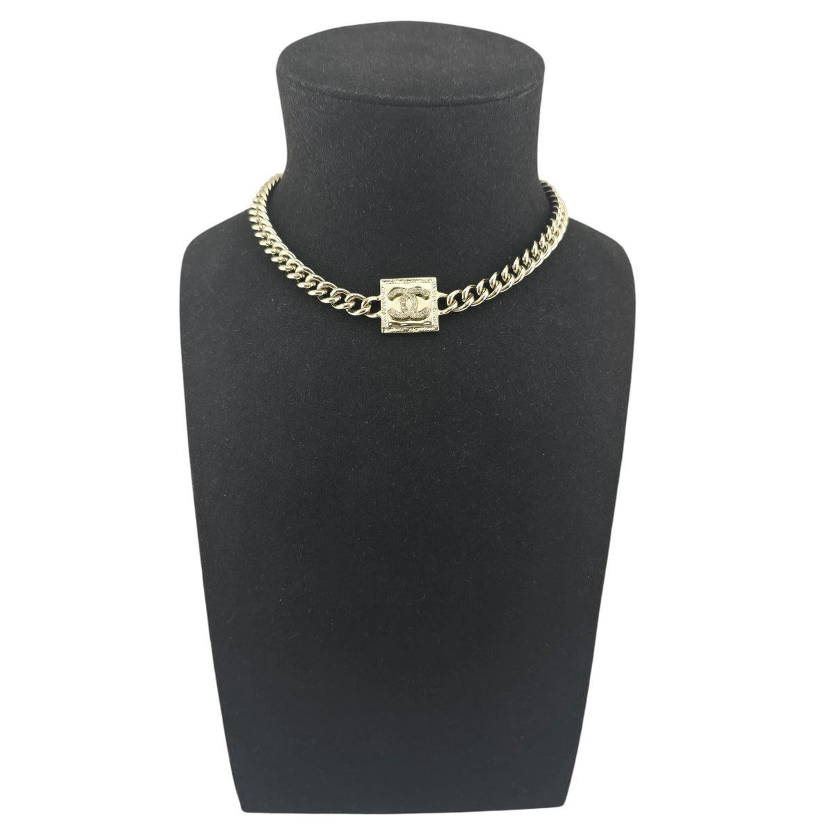 Chanel CC Pendant Gold Choker 2023 CHANEL