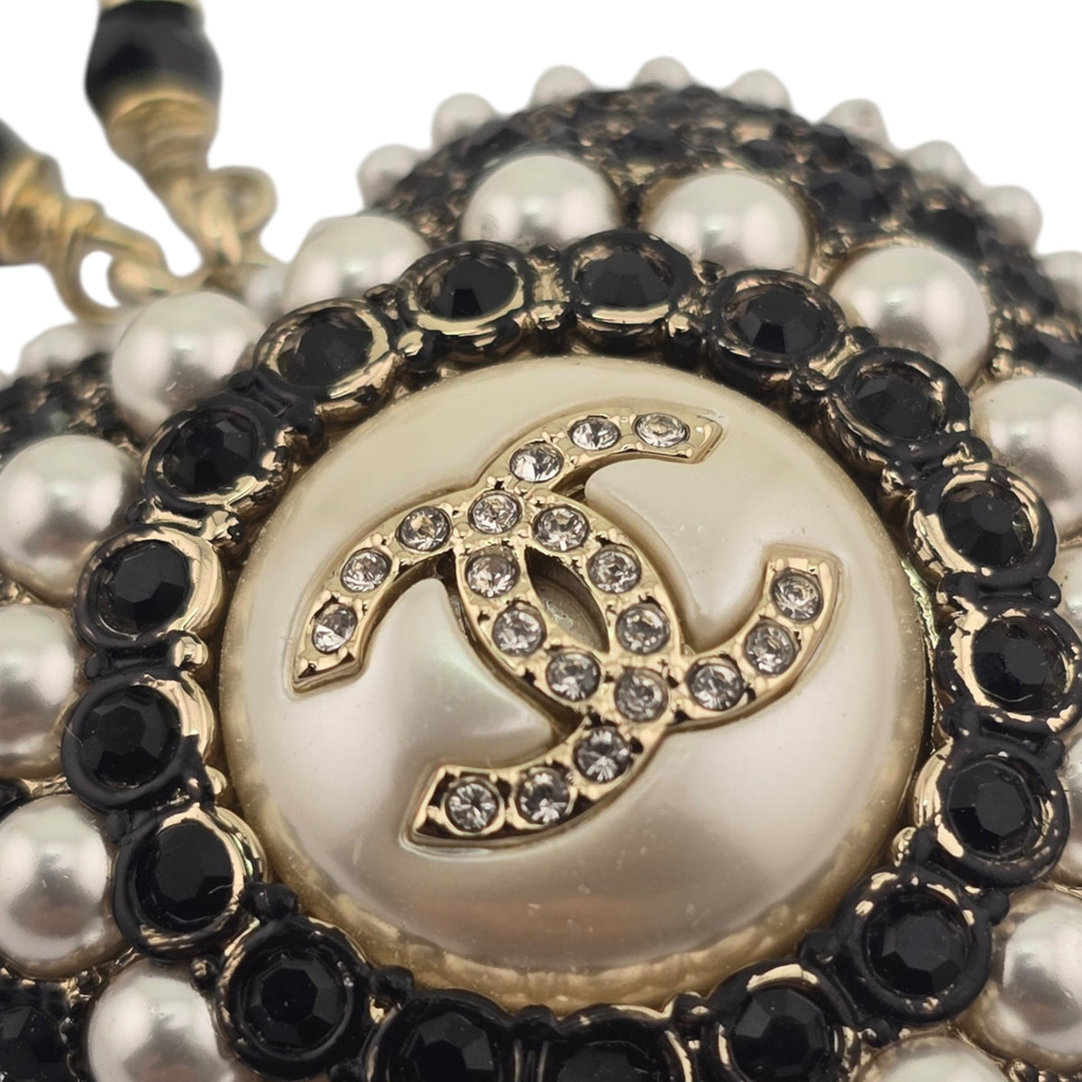Chanel CC Heart Faux Pearl Strass Resin Necklace CHANEL