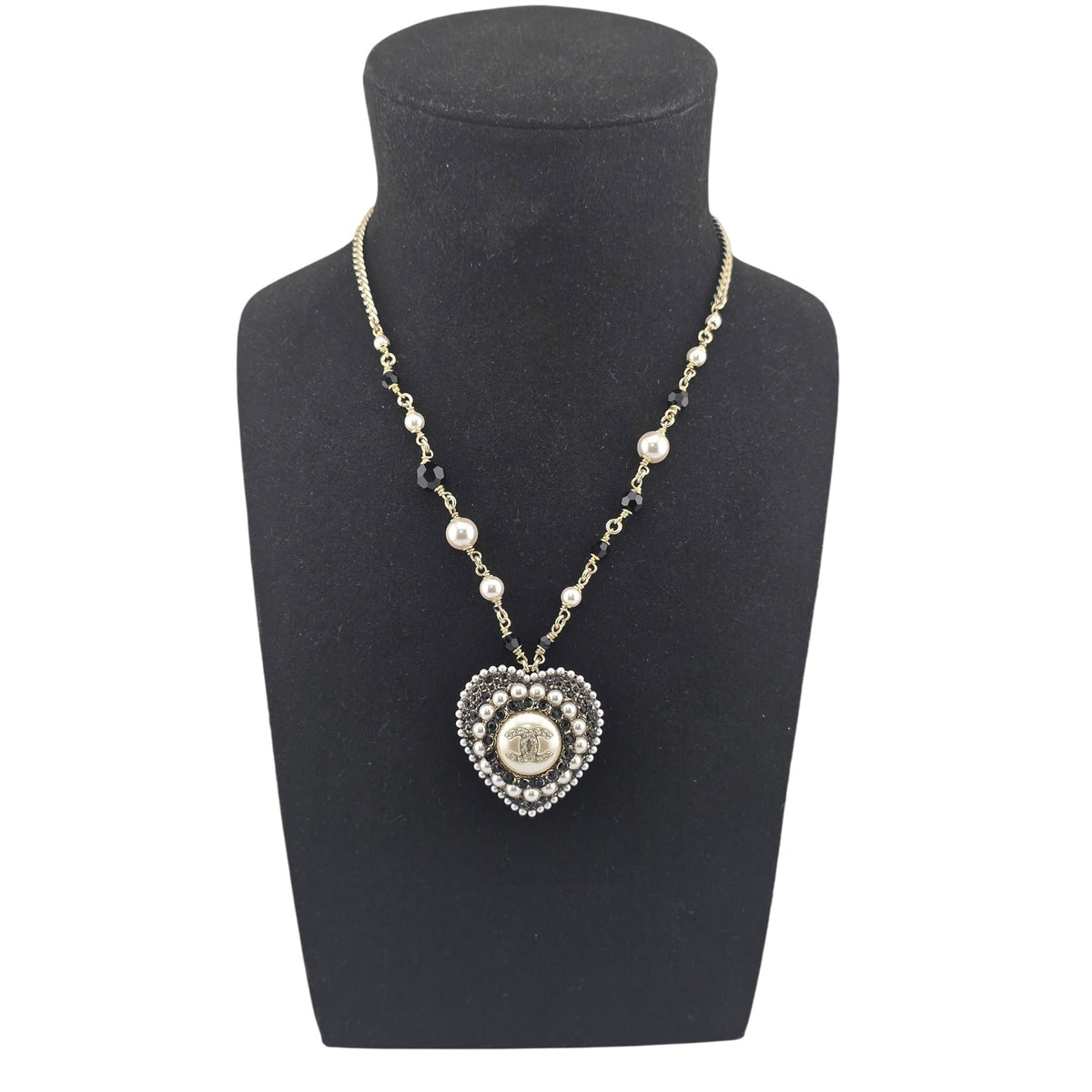 Chanel CC Heart Faux Pearl Strass Resin Necklace CHANEL