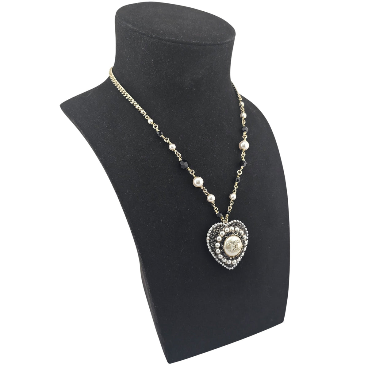 Chanel CC Heart Faux Pearl Strass Resin Necklace CHANEL