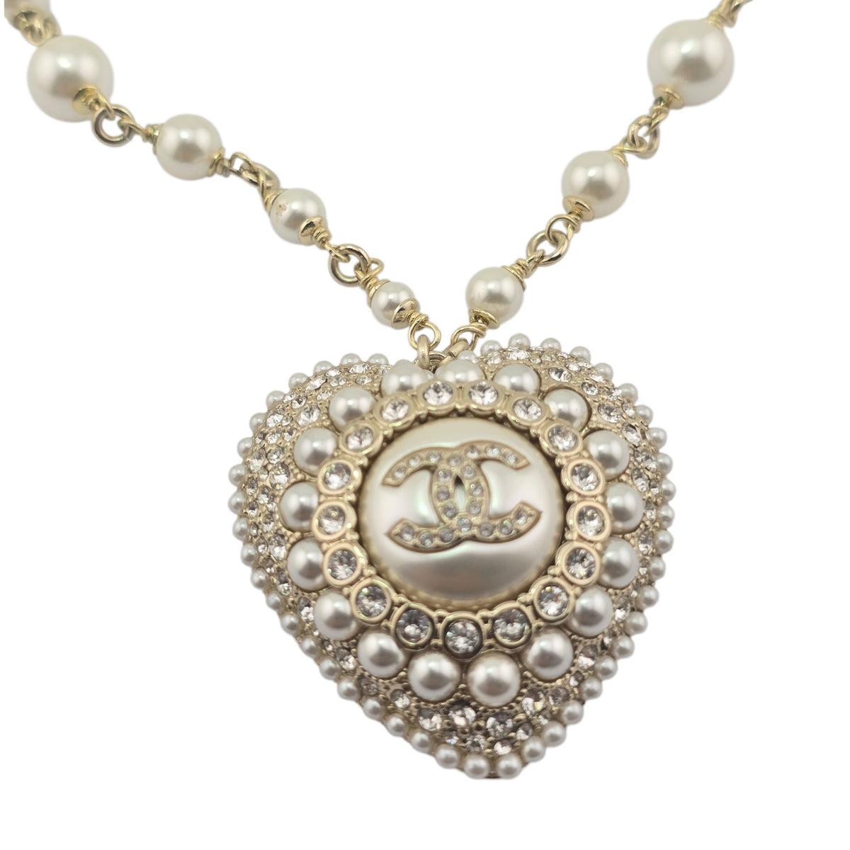 Chanel CC White Heart Faux Pearl Strass Resin Necklace CHANEL