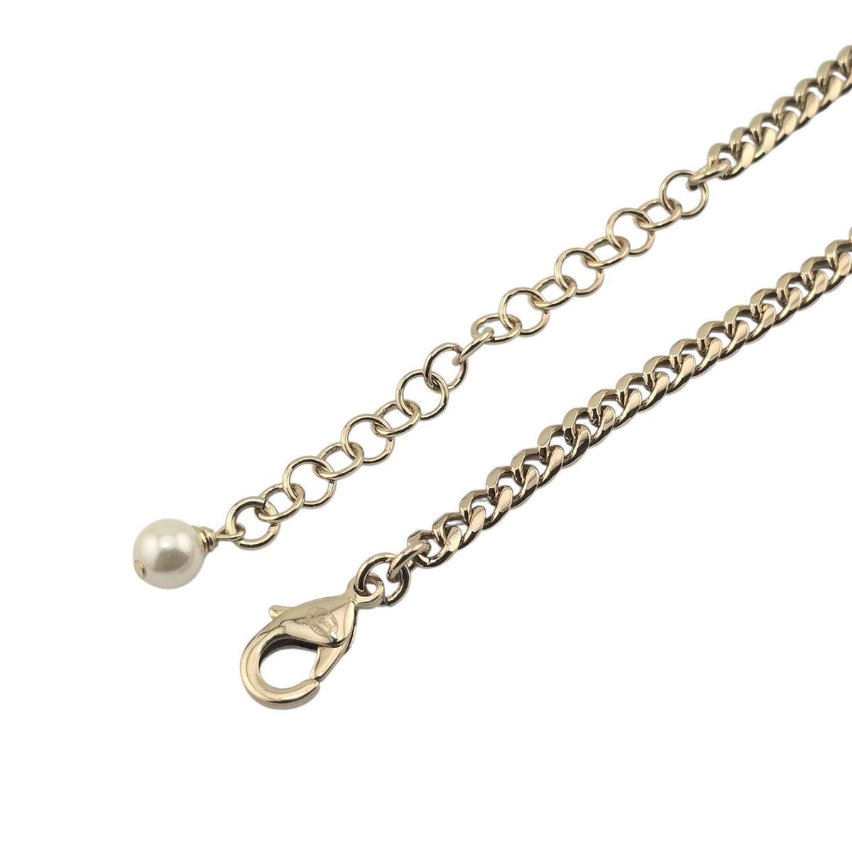 Chanel CC White Heart Faux Pearl Strass Resin Necklace CHANEL