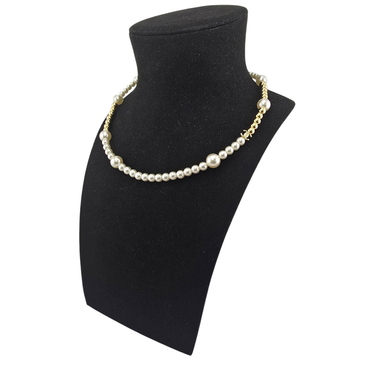 Chanel CC Faux Pearl Gold Necklace FW 2026 CHANEL