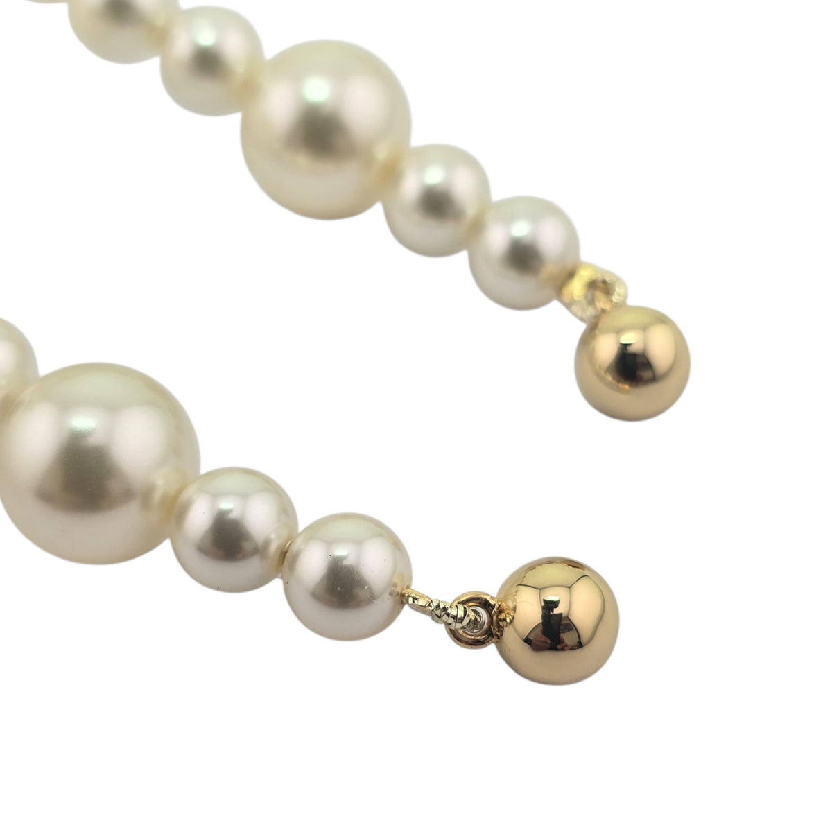 Chanel CC Faux Pearl Gold Earrings FW 2026 CHANEL