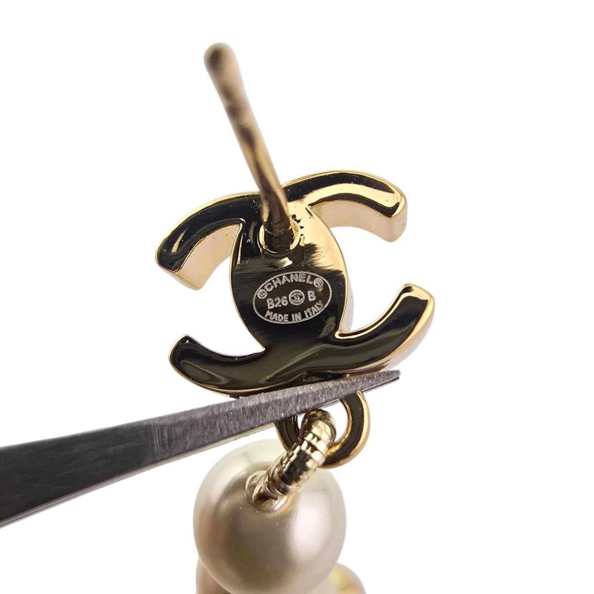 Chanel CC Faux Pearl Gold Earrings FW 2026 CHANEL